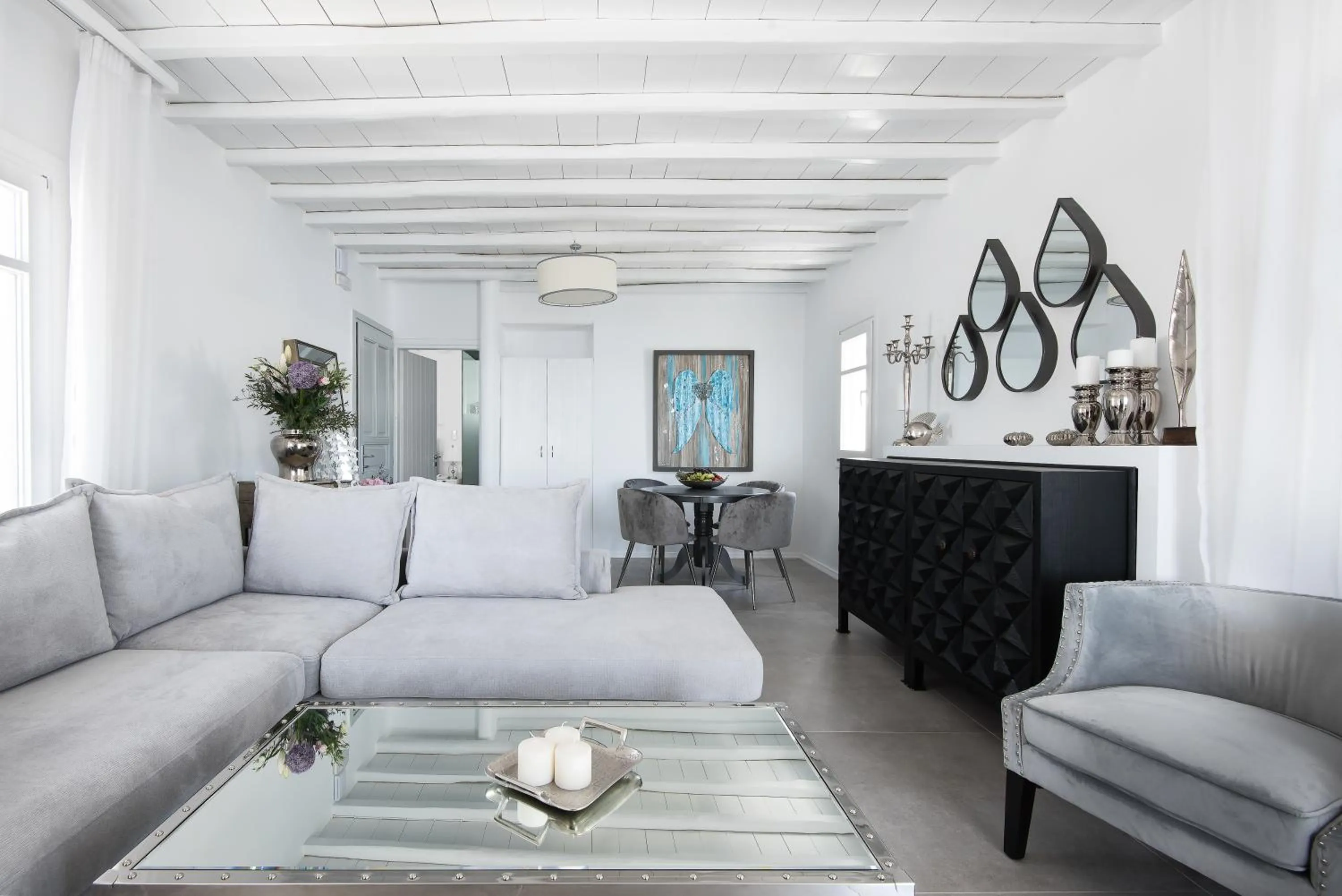 Seating area in Riva Suites - Adults Only