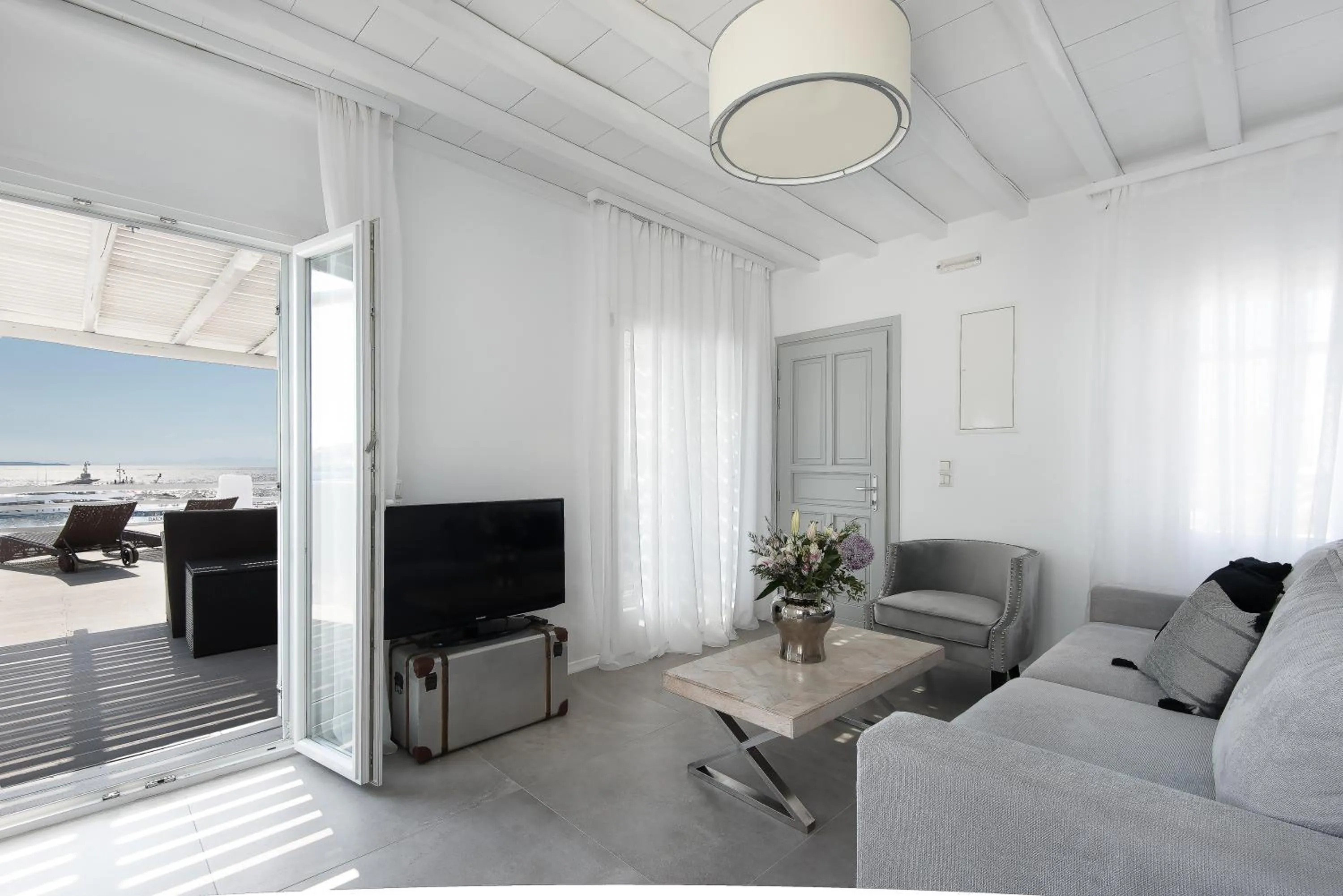 TV and multimedia in Riva Suites - Adults Only