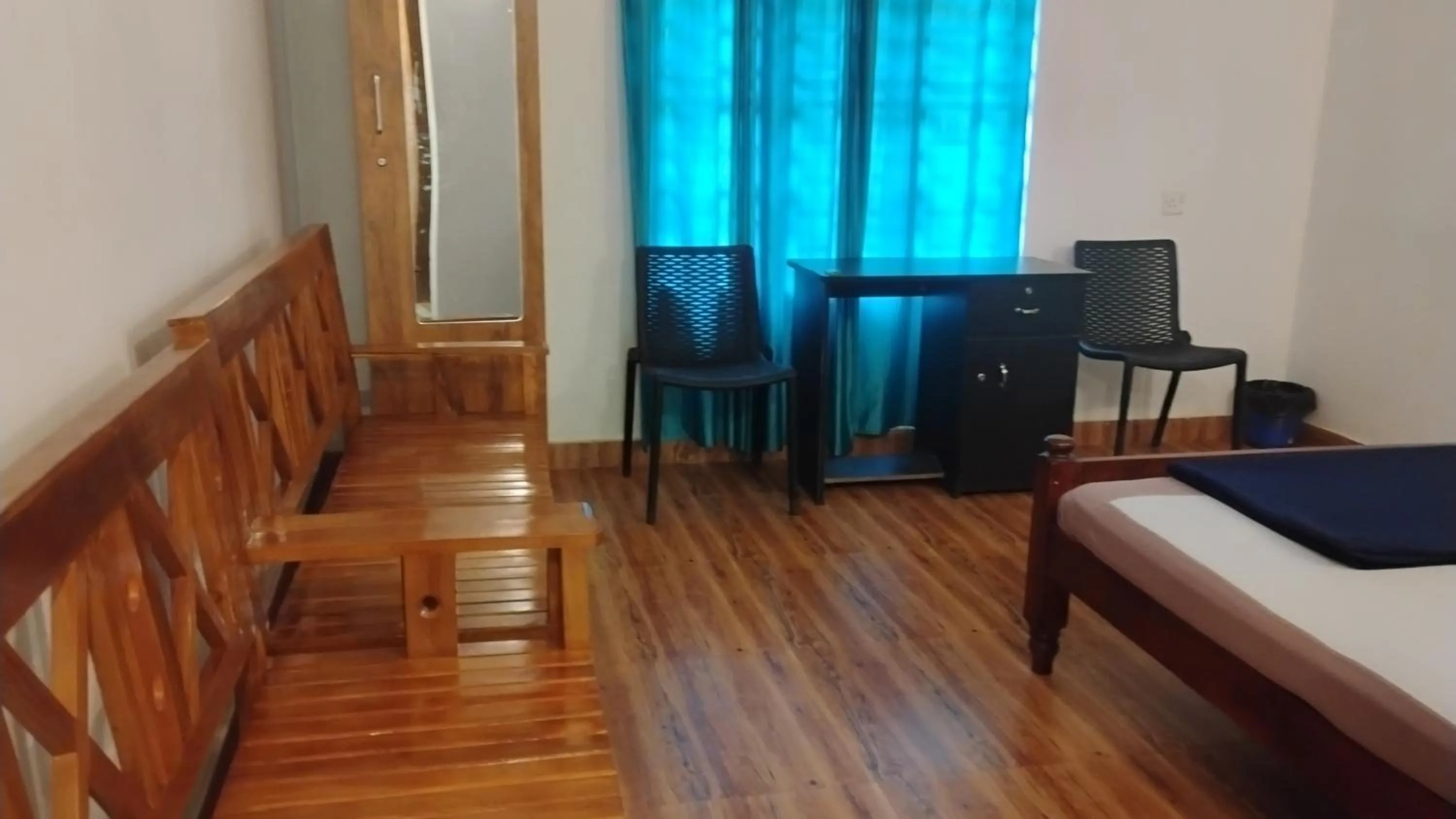 River View Guest Rooms