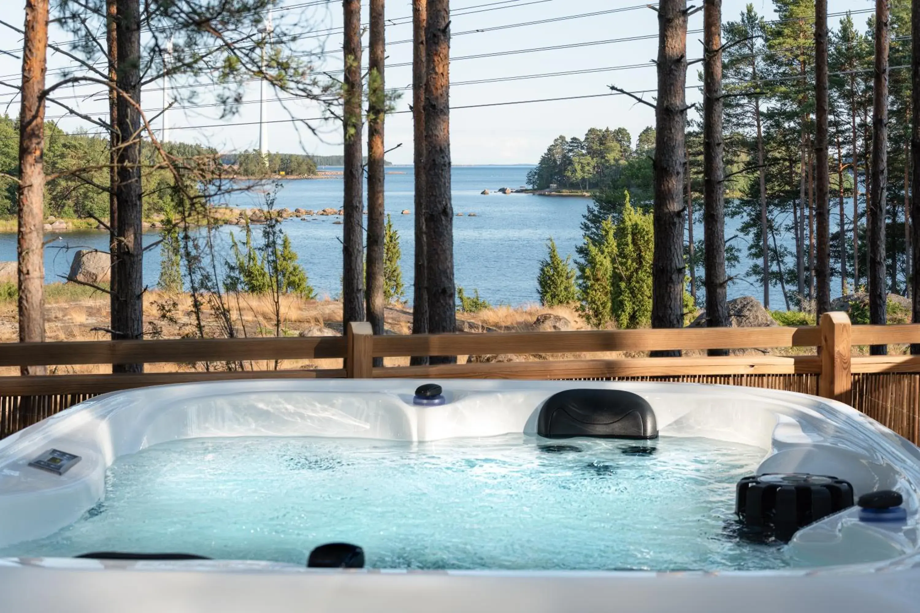 Santa Glass Villa with private jacuzzi in Santalahti Resort Cottages & Villas Santa Glass Villa with private jacuzzi in Santalahti Resort Cottages & Villas