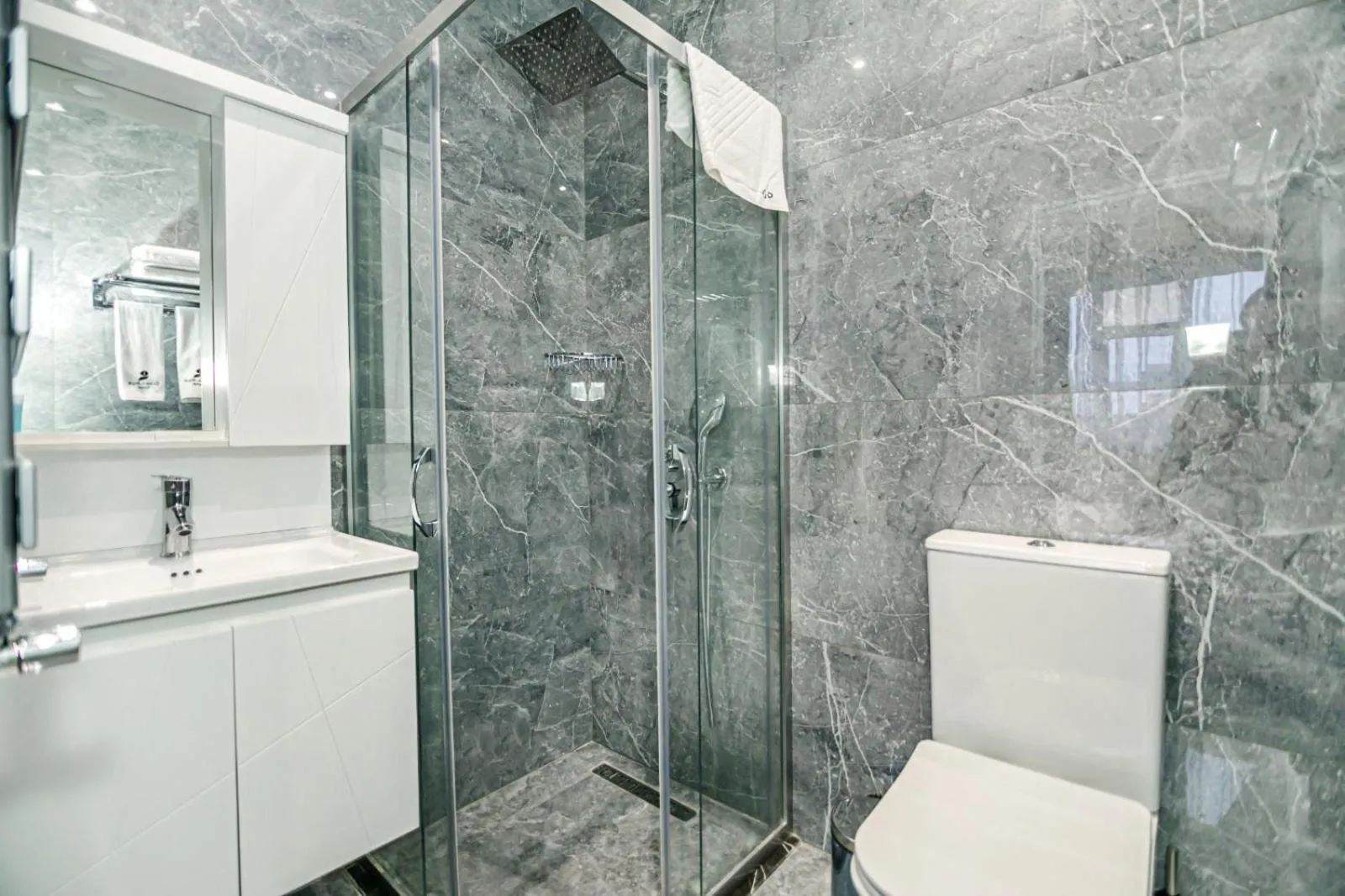 Twin Room - single occupancy in GREEN PARK HOTEl