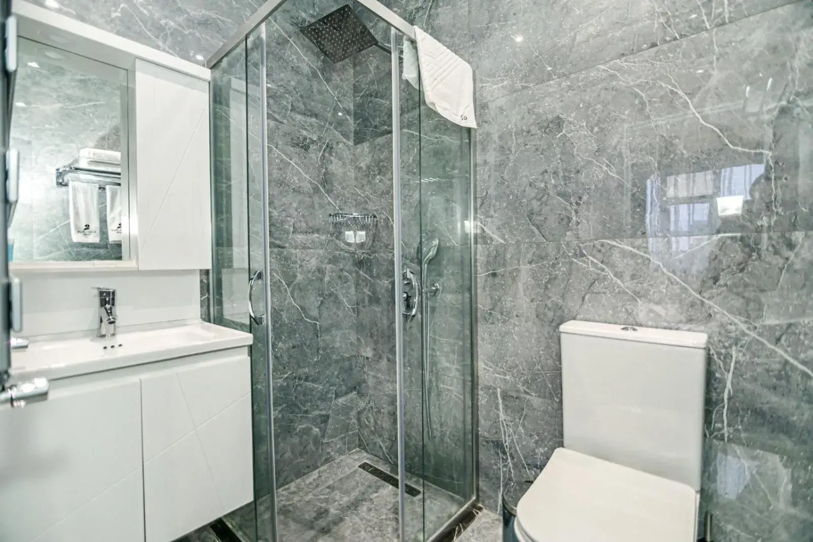 Twin Room - single occupancy in GREEN PARK HOTEl Twin Room - single occupancy in GREEN PARK HOTEl