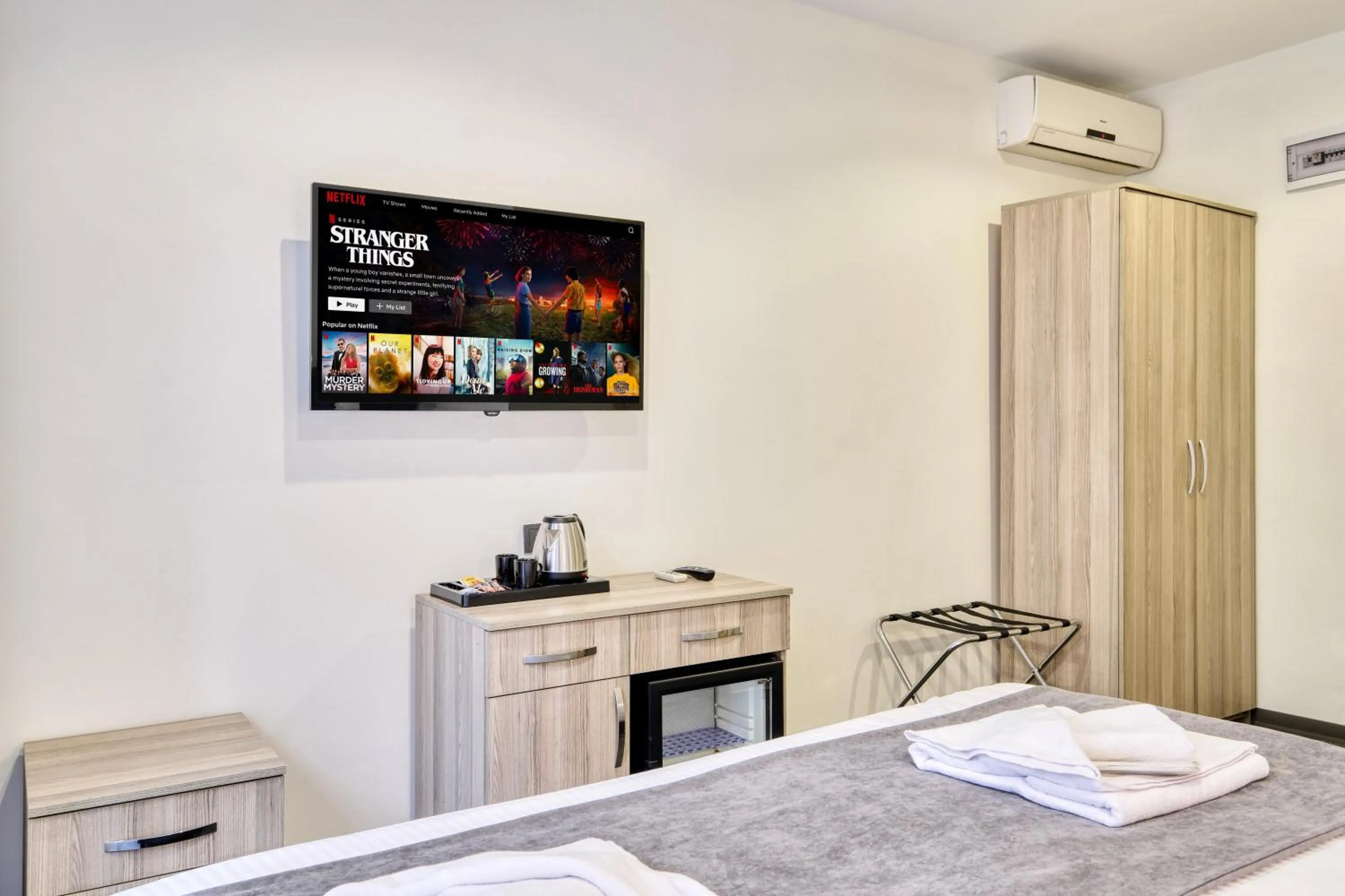 TV and multimedia in Hub Inn Pera