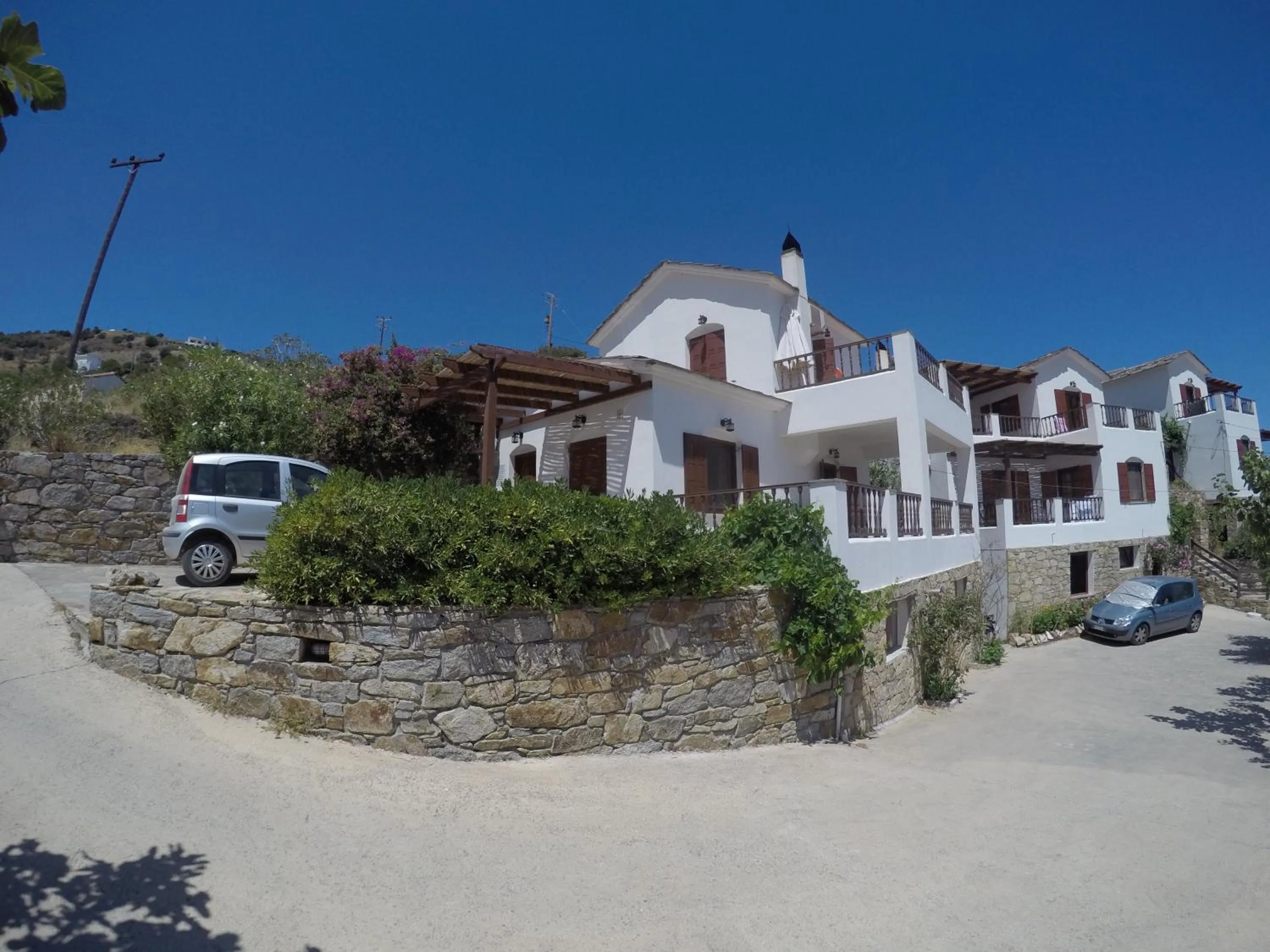 Ikaria Utopia - Cusco Studios