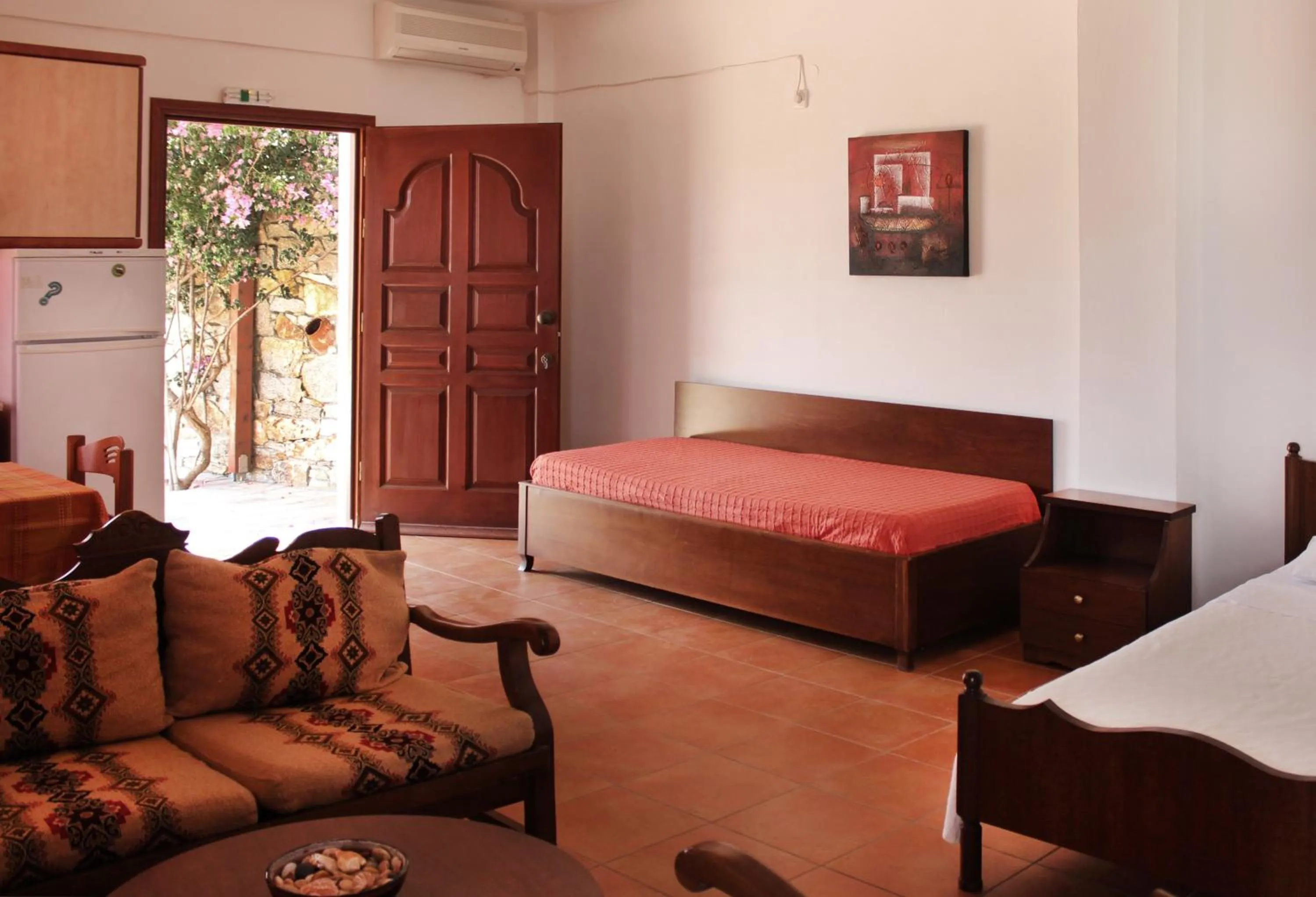 Bed in Ikaria Utopia - Cusco Studios