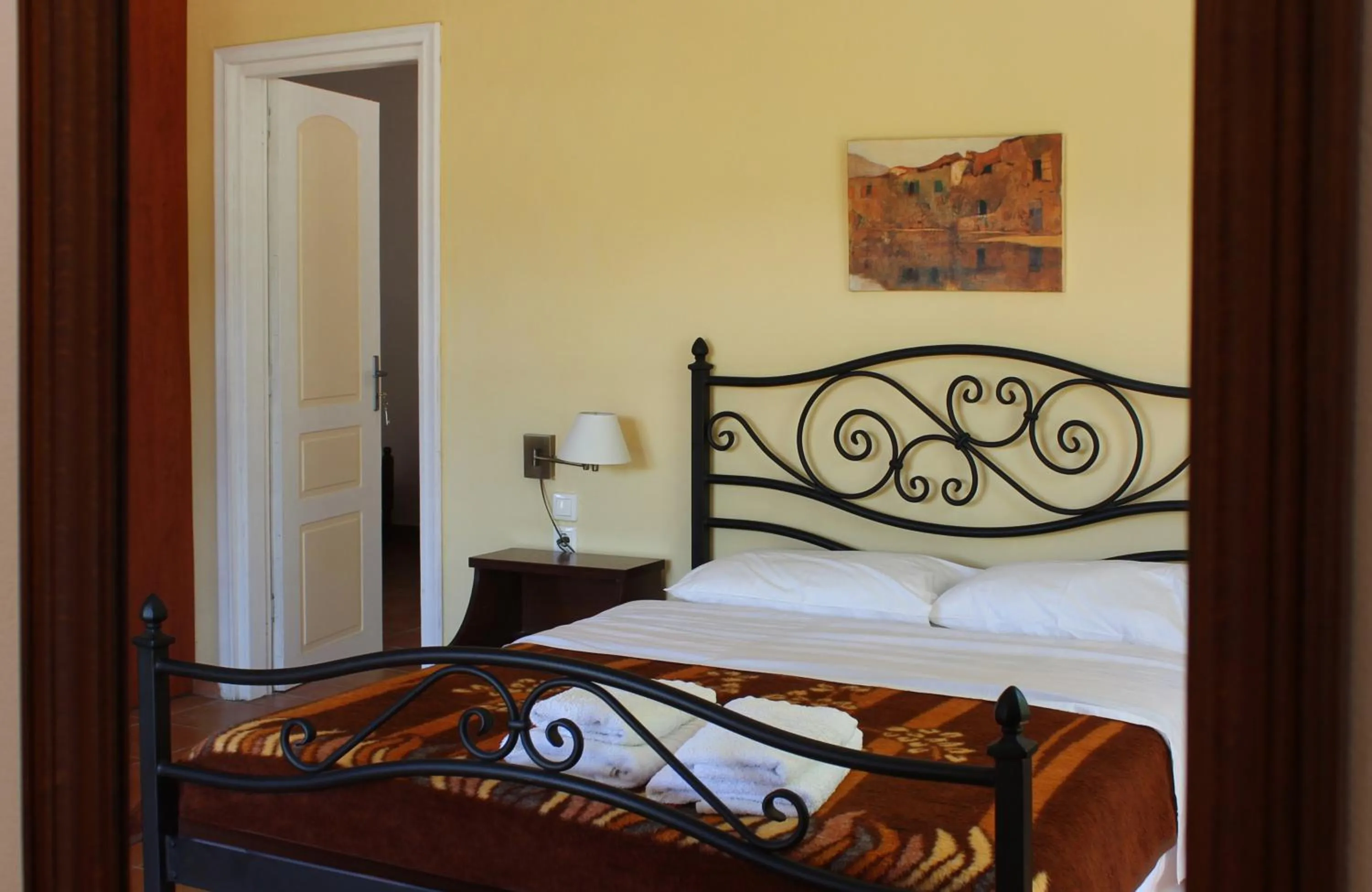 Bed in Ikaria Utopia - Cusco Studios