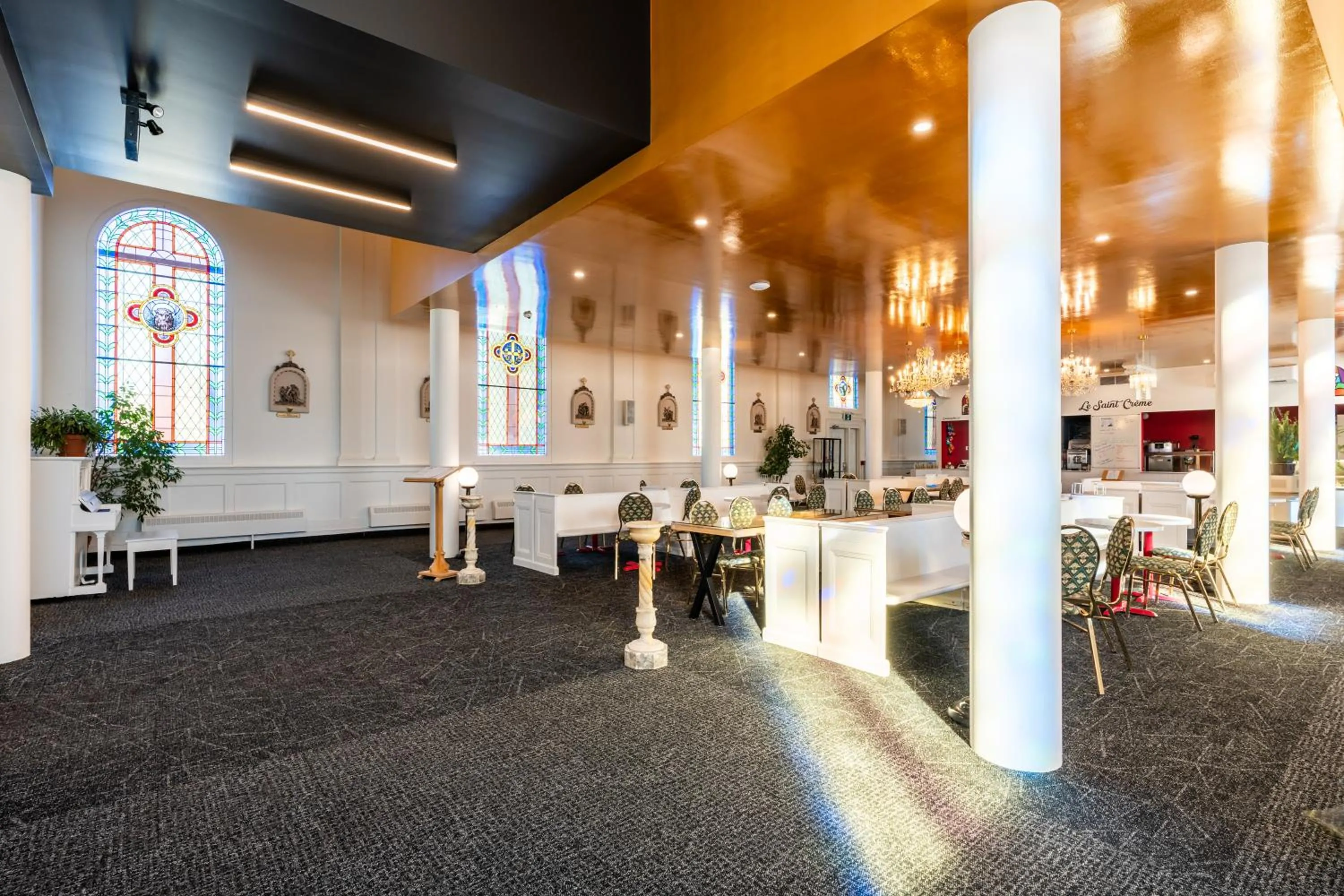 Lobby or reception in Le Saint-Crème, Alma