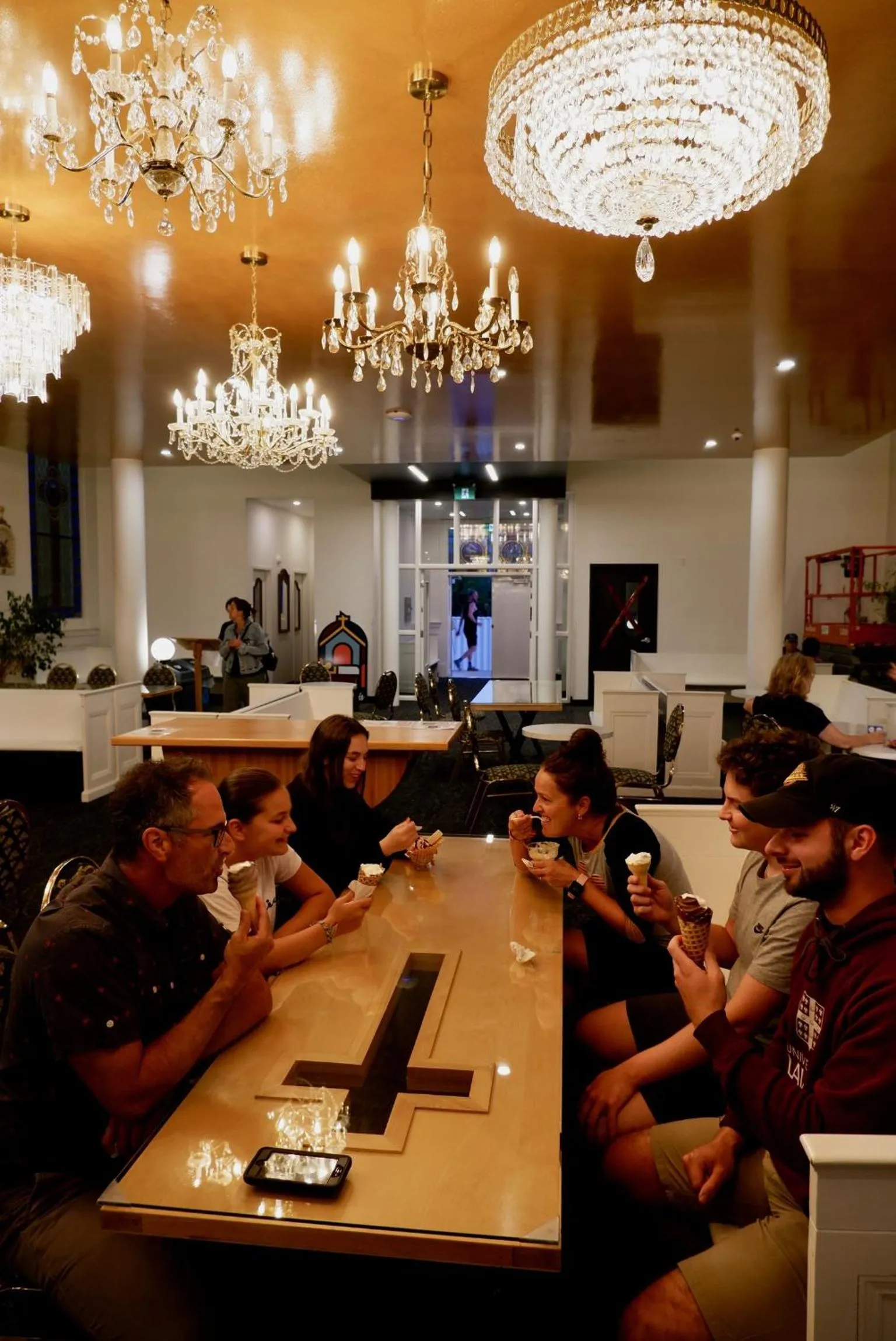 Restaurant/places to eat in Le Saint-Crème, Alma