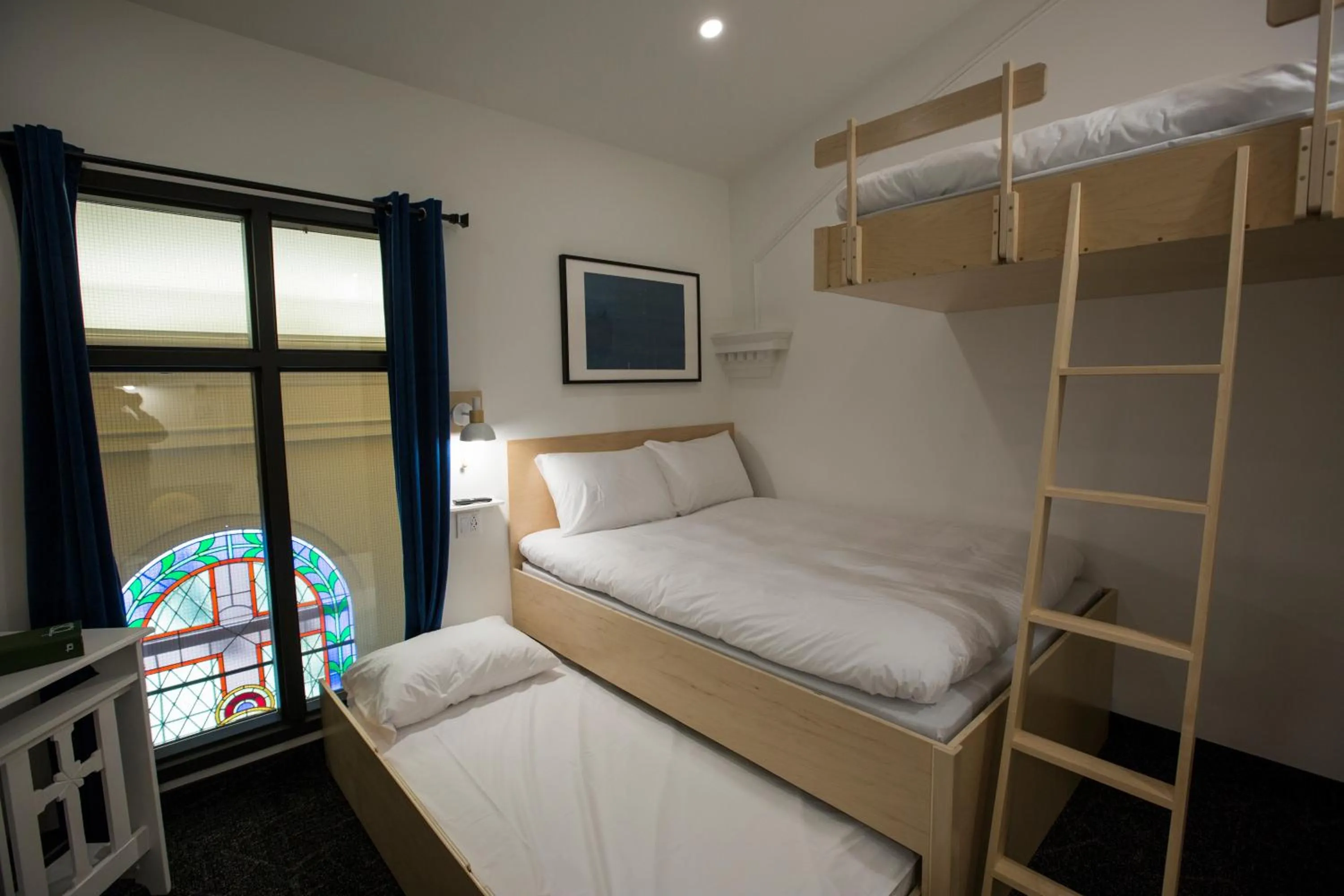 Bedroom, Bed in Le Saint-Crème, Alma