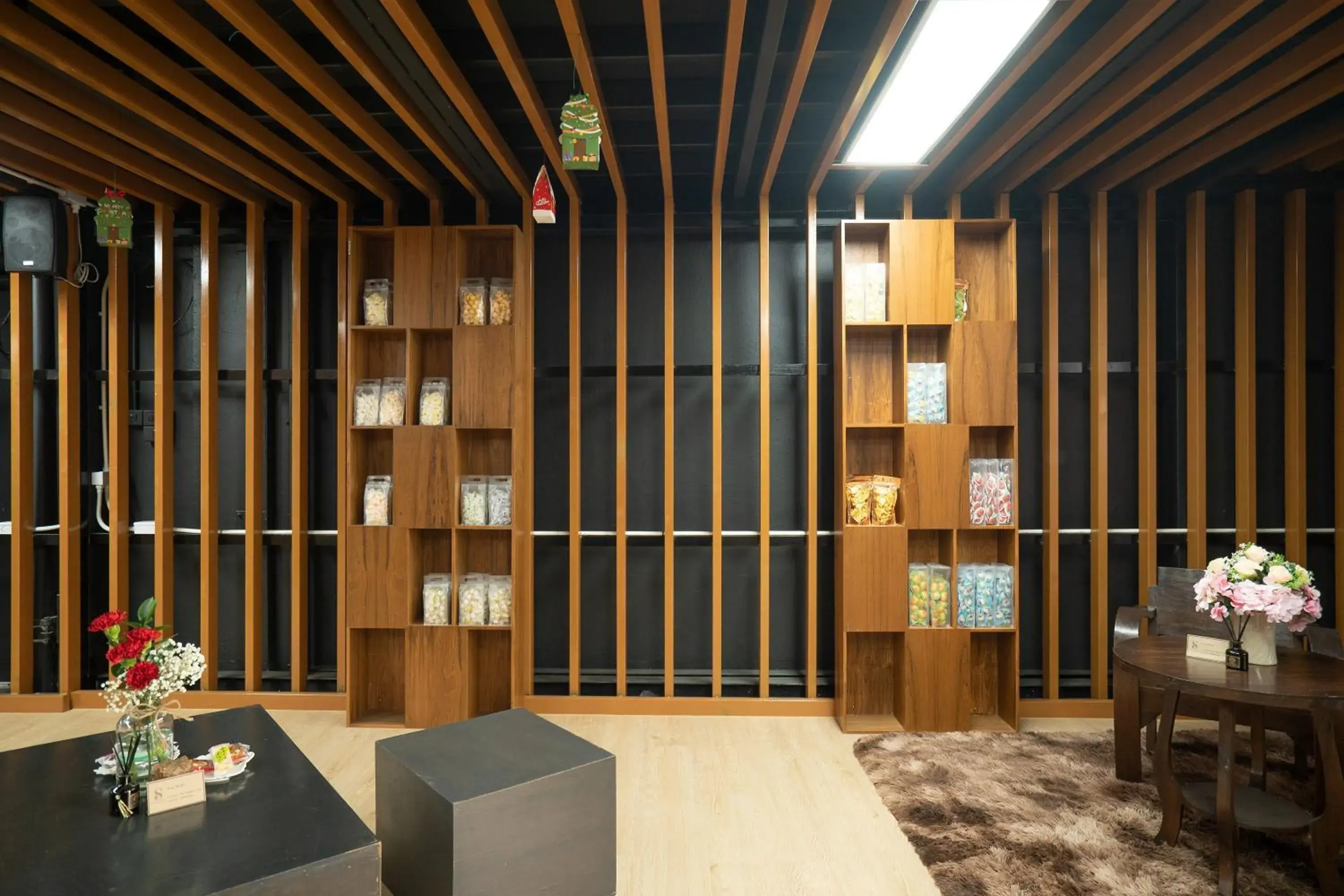 Lobby or reception in The Sculpture Lobby or reception in The Sculpture