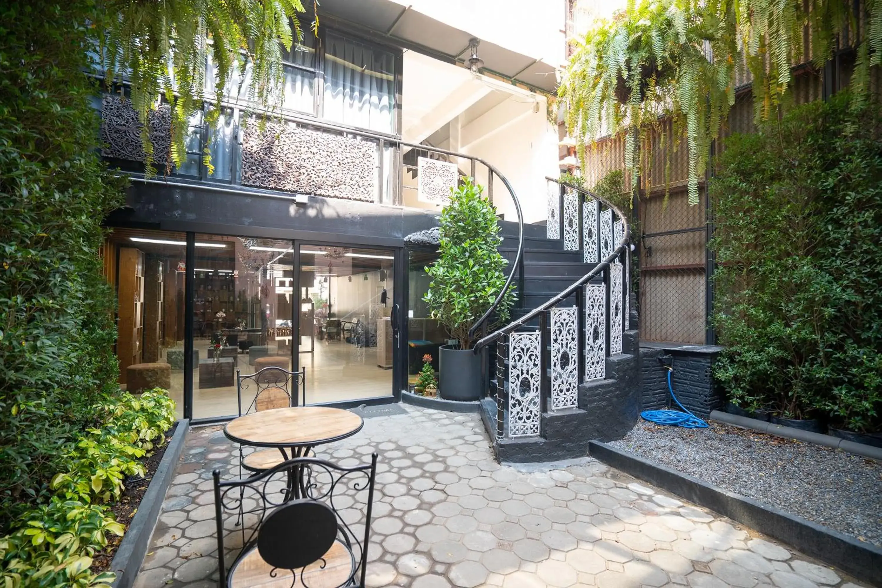 Property building in The Sculpture Property building in The Sculpture