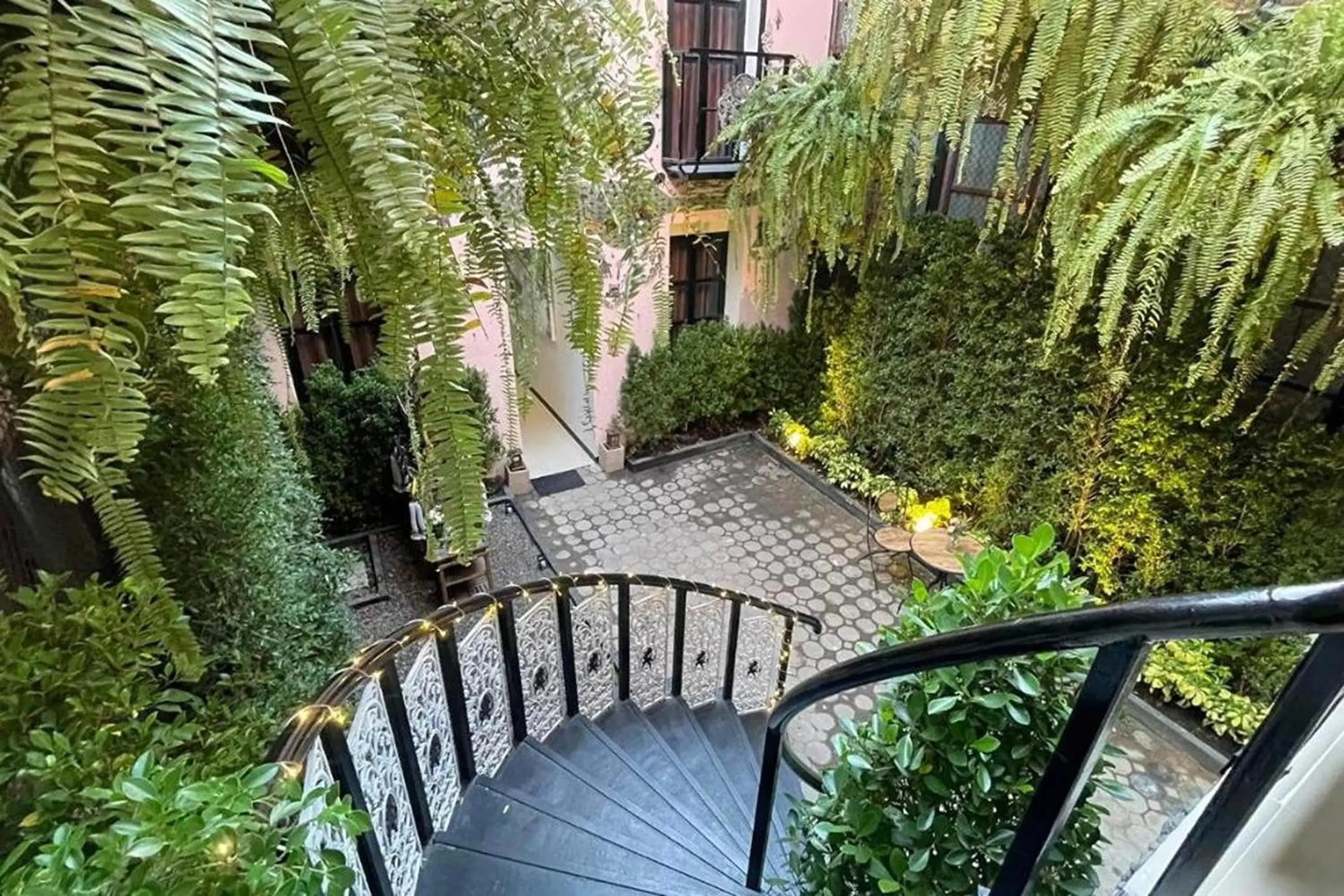 Property building in The Sculpture Property building in The Sculpture