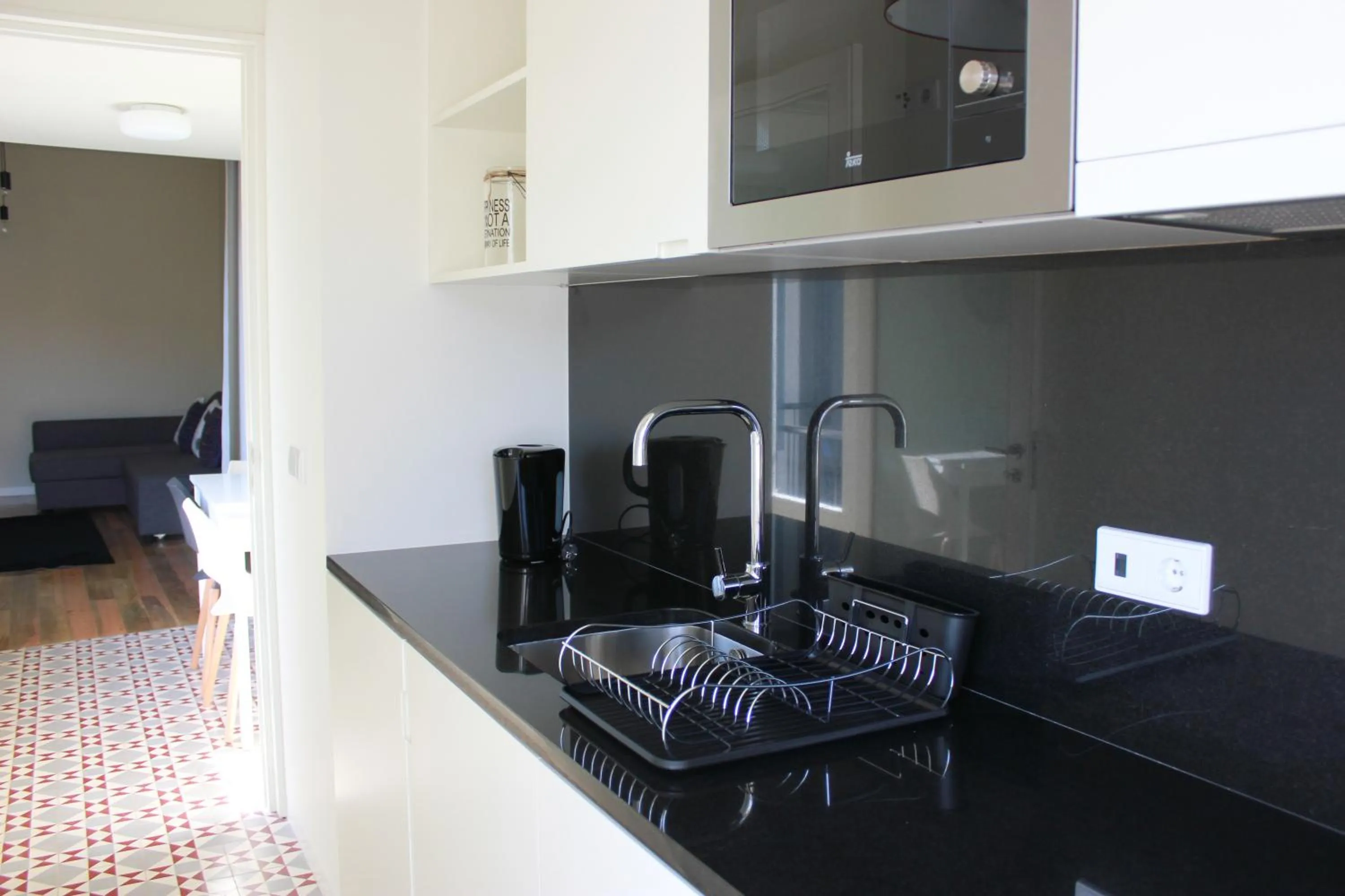 Kitchen or kitchenette in Oporto Trendy Apartments