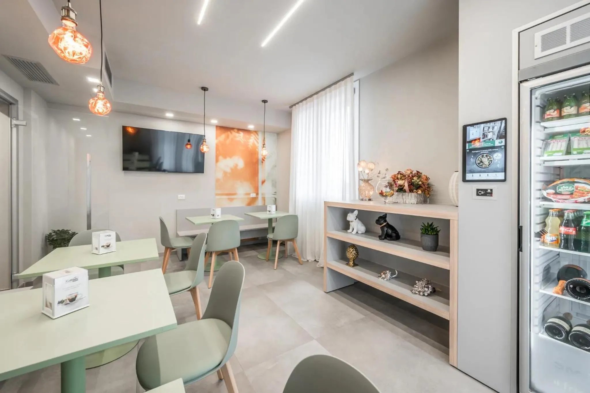 Communal lounge/ TV room in Borgo degli Ulivi