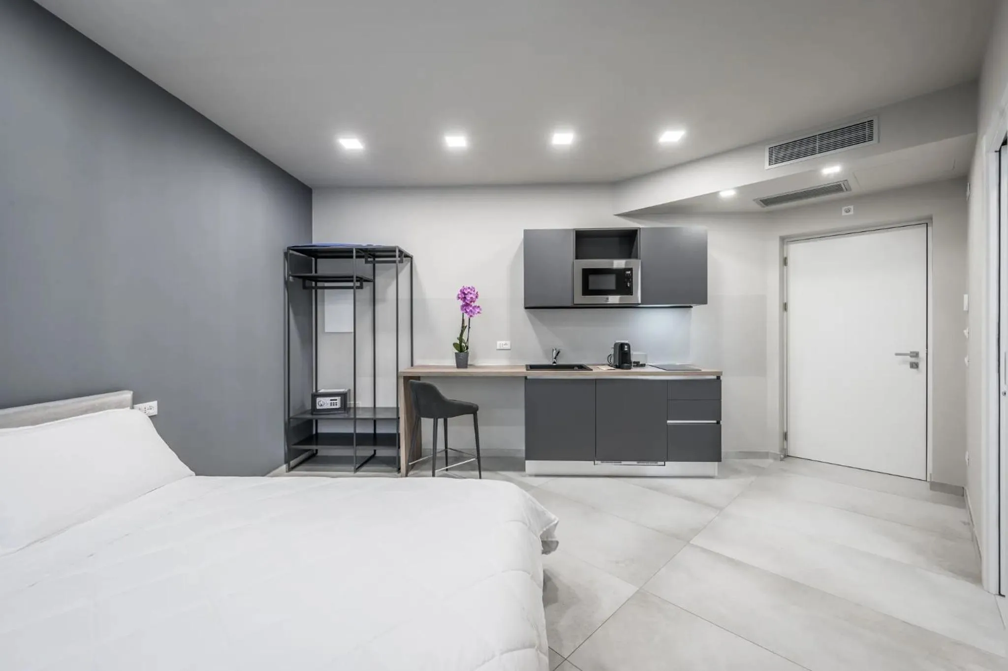 Kitchen or kitchenette, Bed in Borgo degli Ulivi