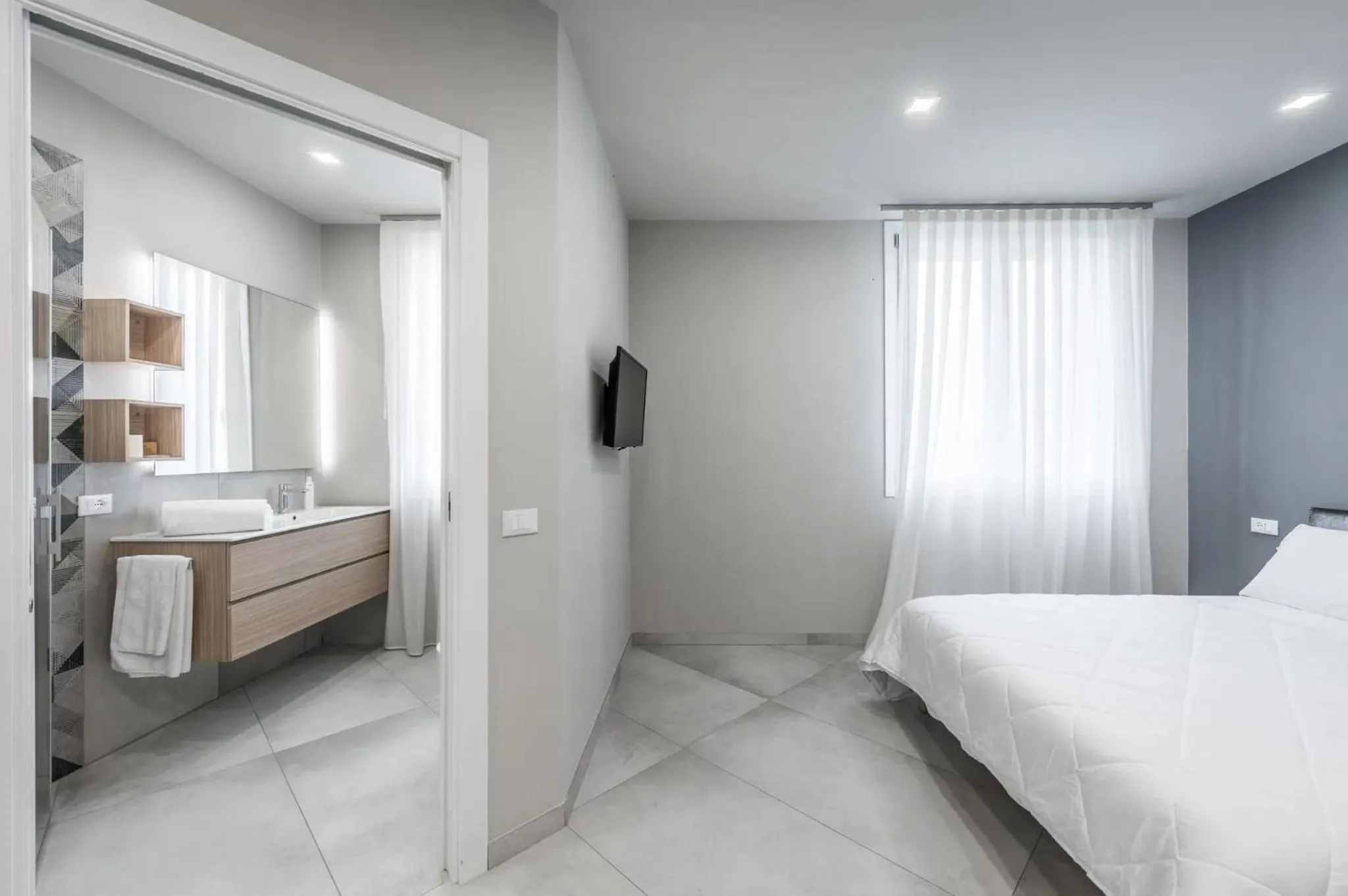 Photo of the whole room, Bed in Borgo degli Ulivi