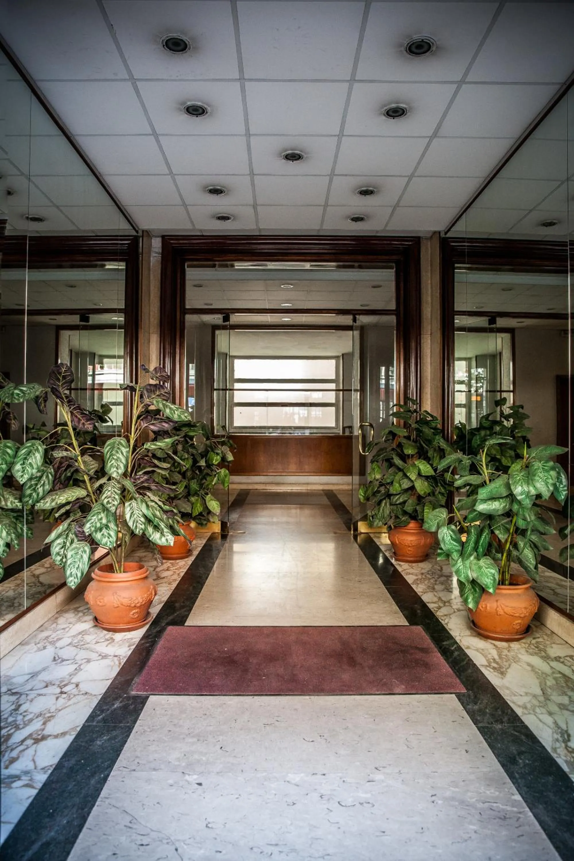 Facade/entrance in Vatican Rooms Holiday in Rome