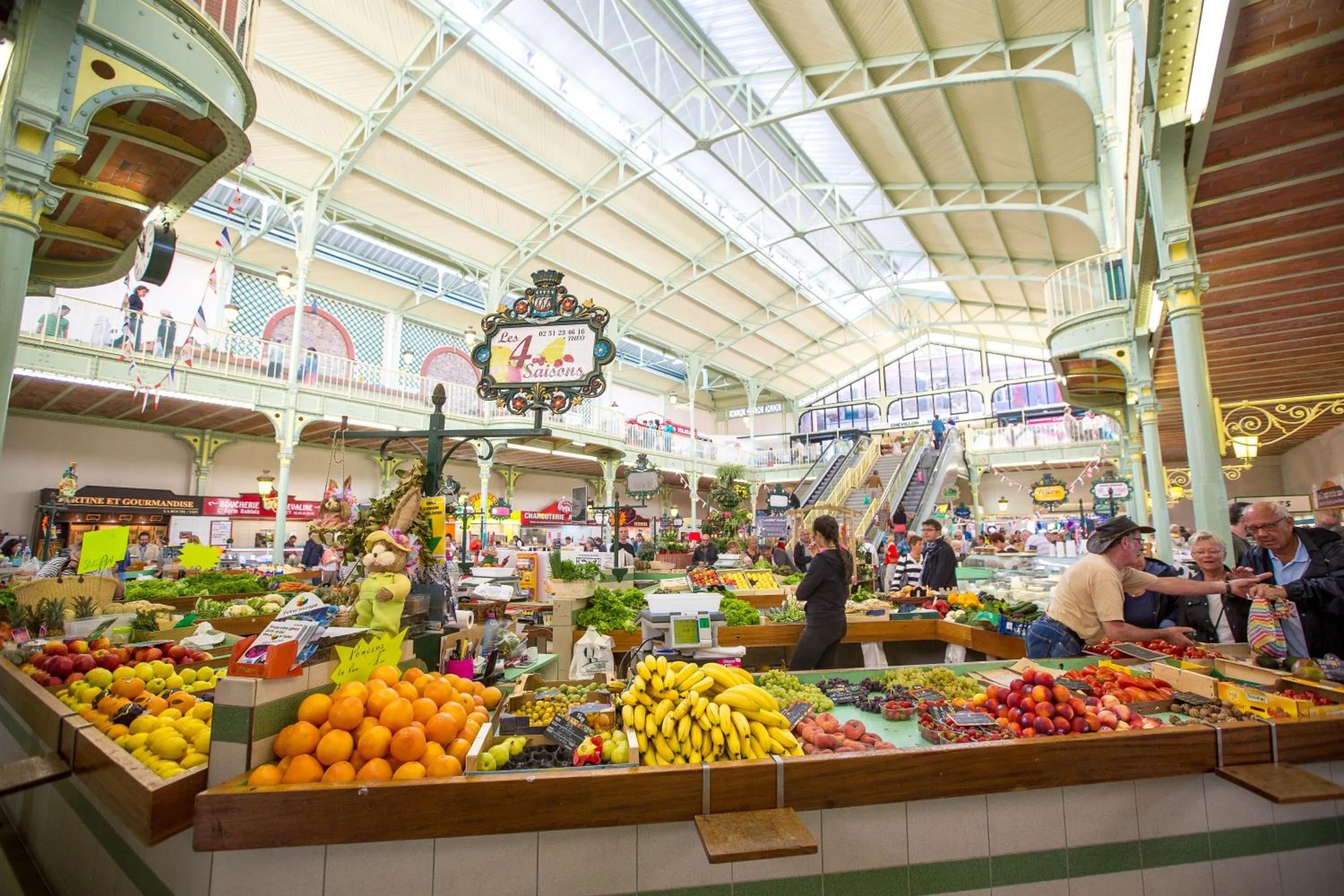 Nearby landmark in Les Voyageurs