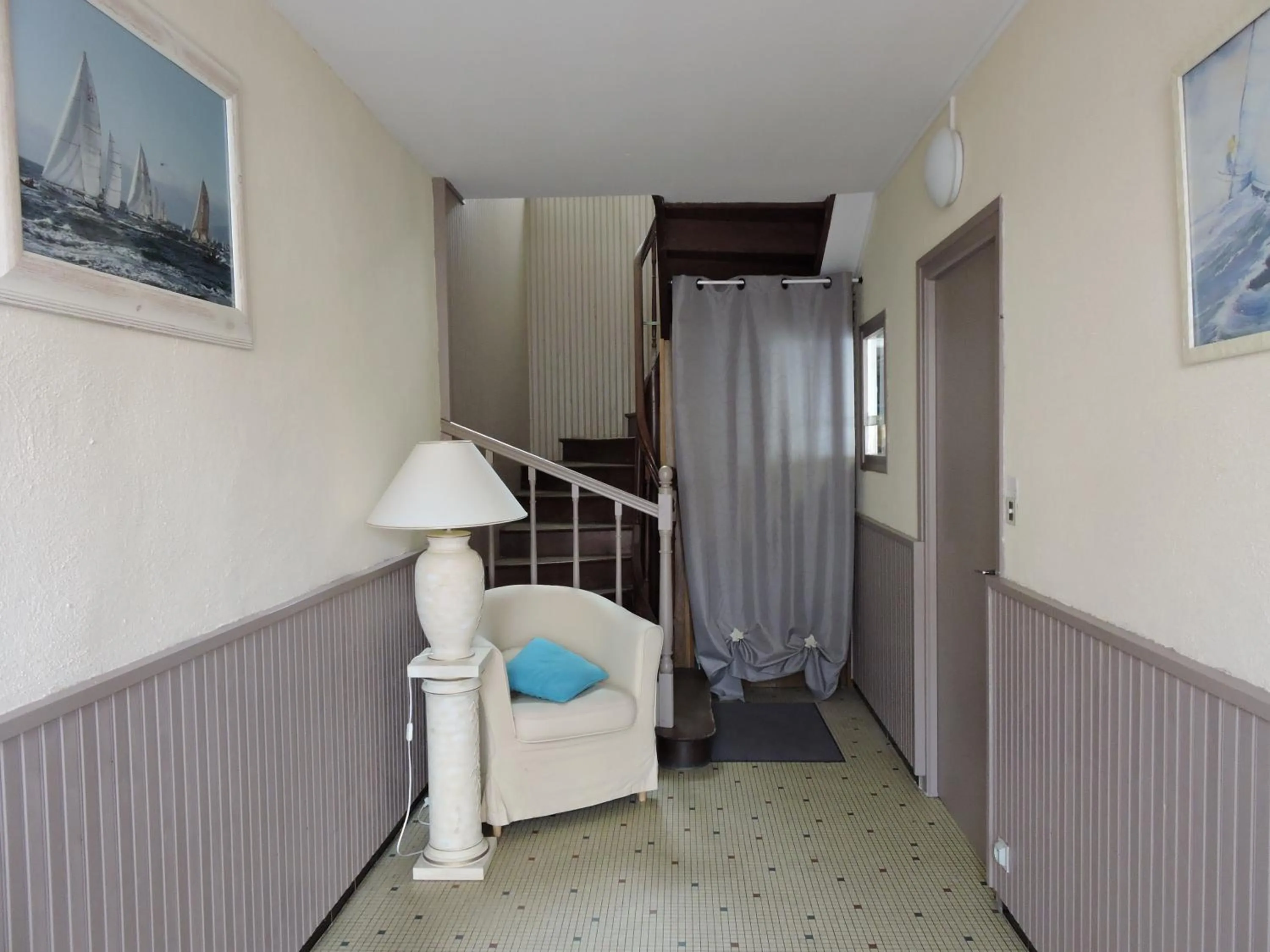 Lobby or reception in Les Voyageurs