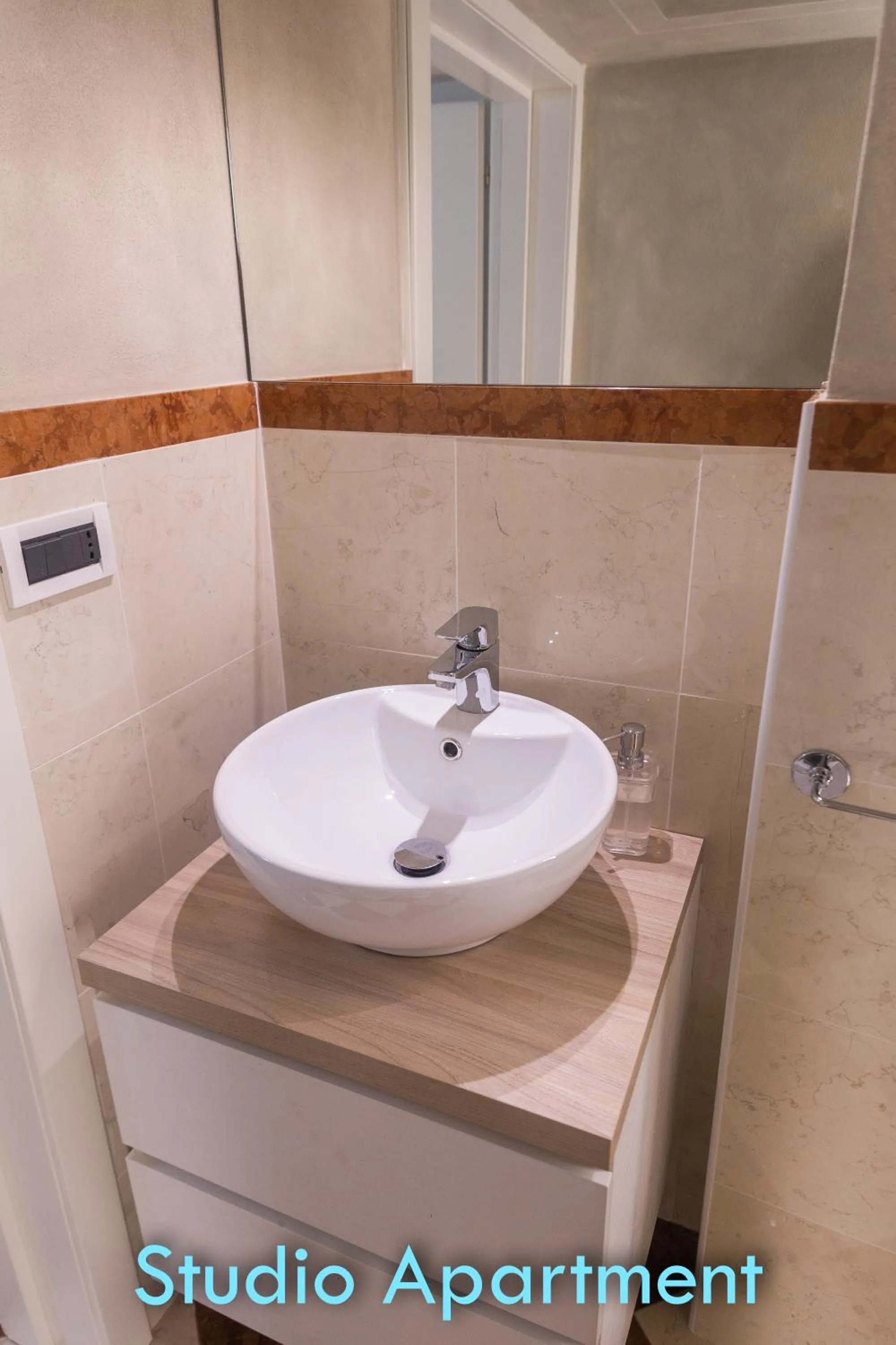 BolognaRoomscom - Santo Stefano Apartments