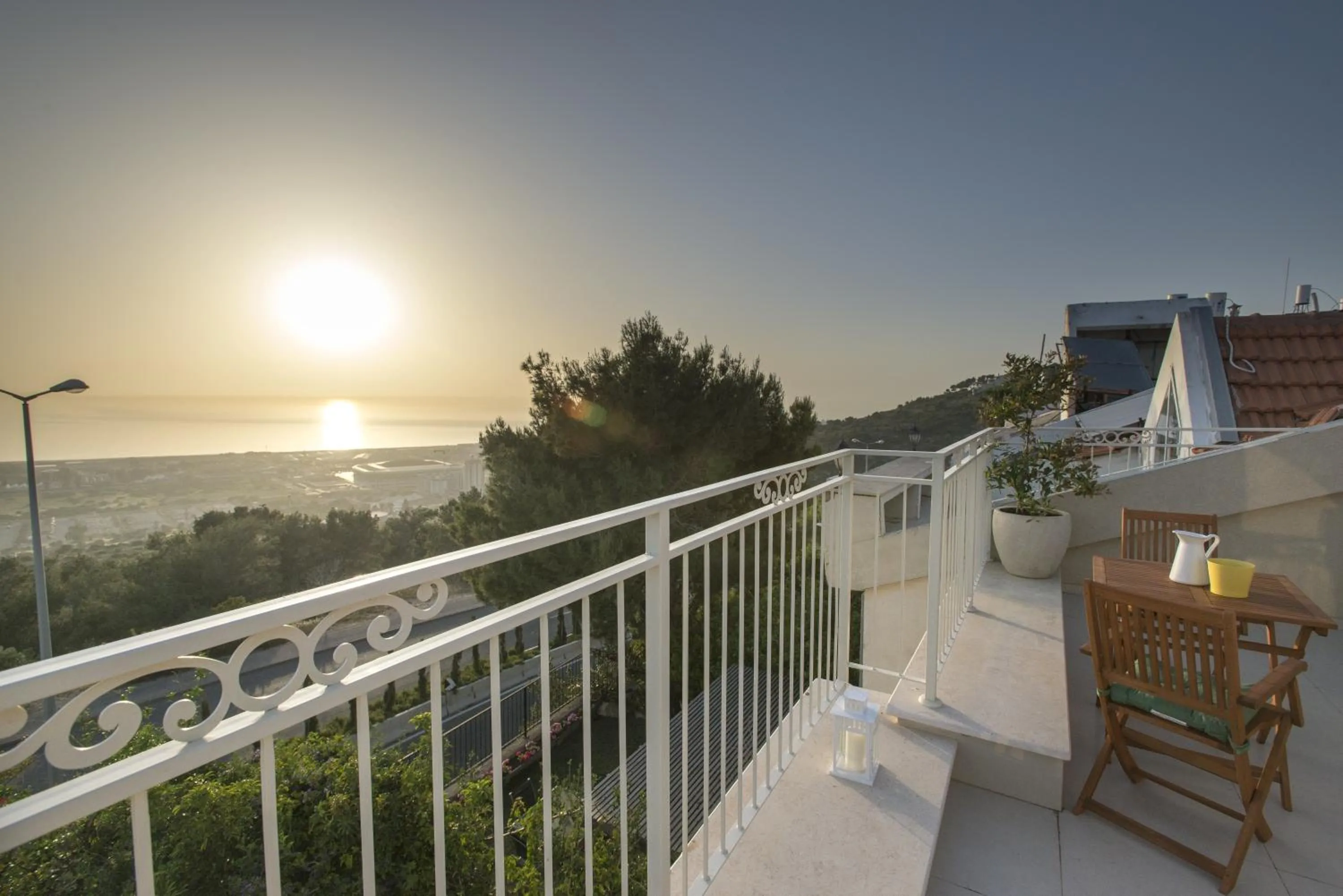 Balcony/Terrace in Eshkol Housing Haifa - Luxury Villa Panoramic Sea View חיפה כרמל