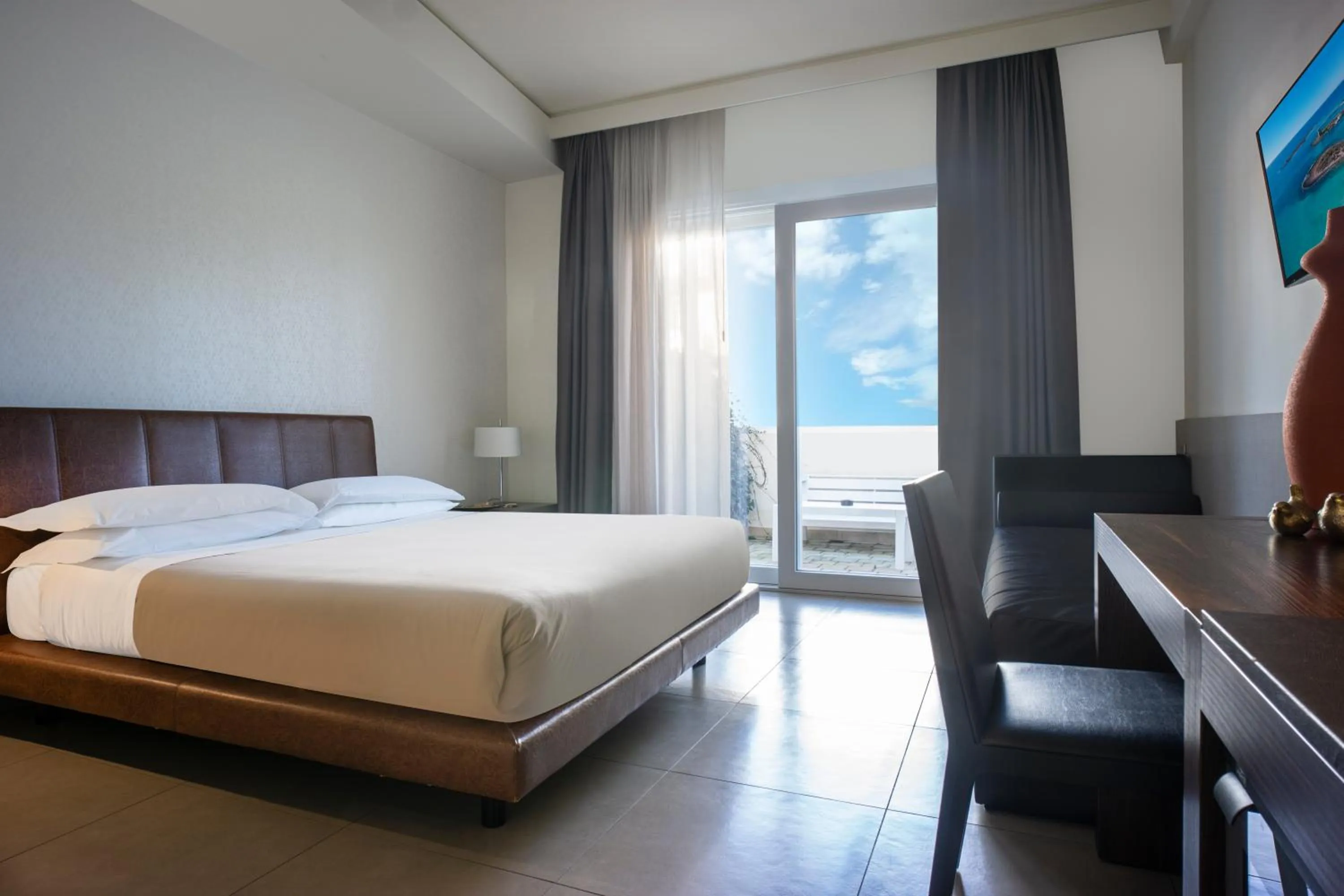 Bedroom, Bed in Hotel Vespucci