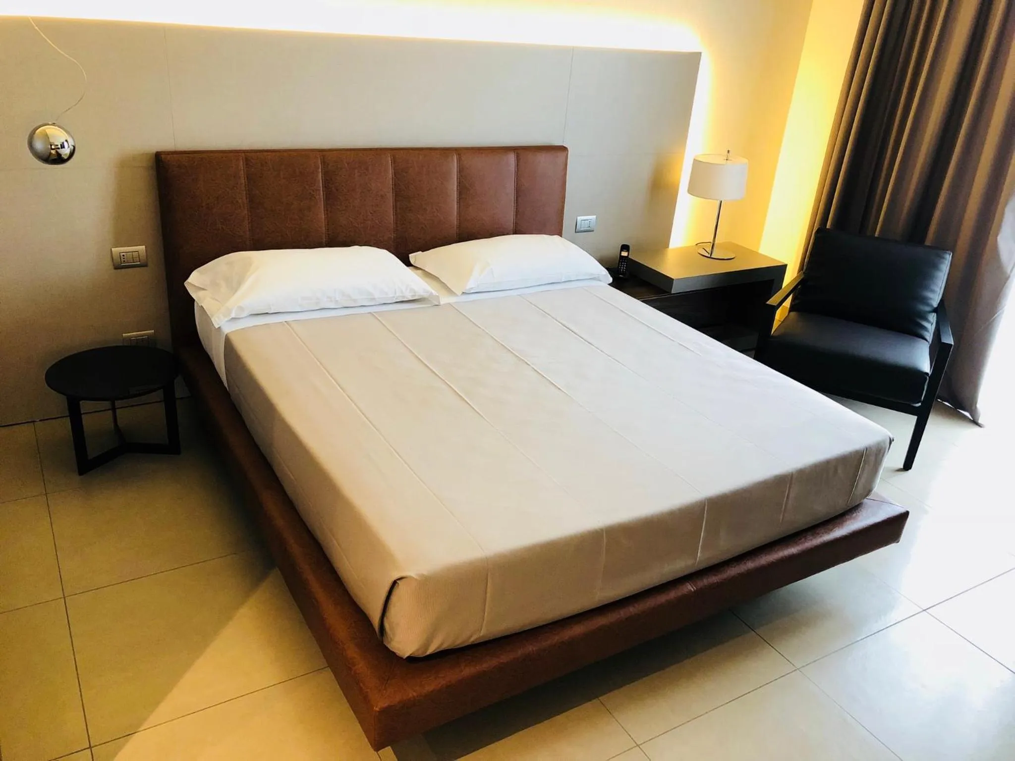 Bedroom, Bed in Hotel Vespucci