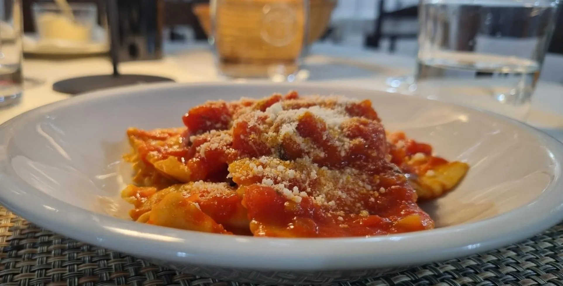 Restaurant/places to eat in Albergo Diffuso Il Mandorlo