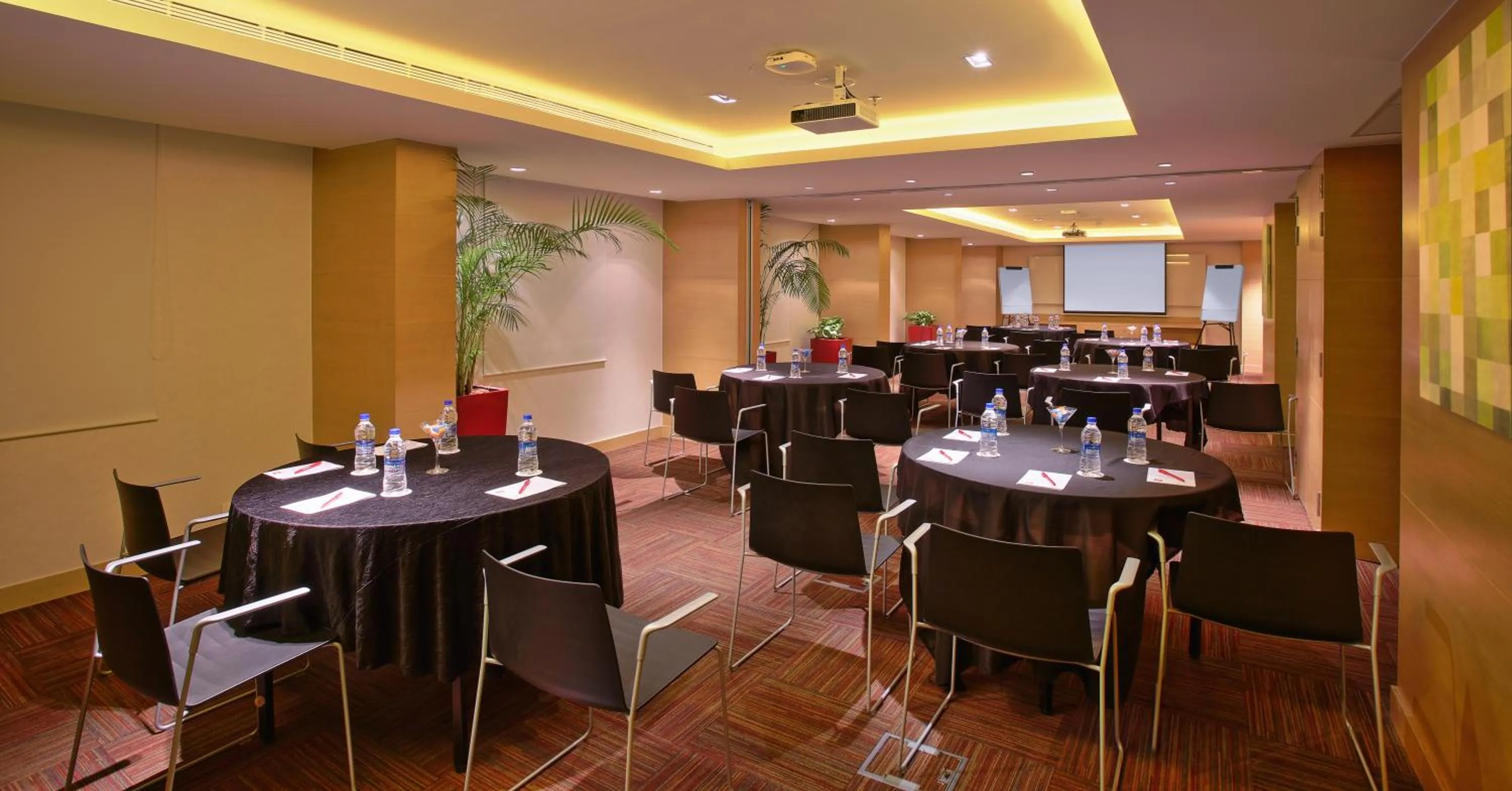 Banquet/Function facilities in ibis Bengaluru City Centre - An Accor Brand