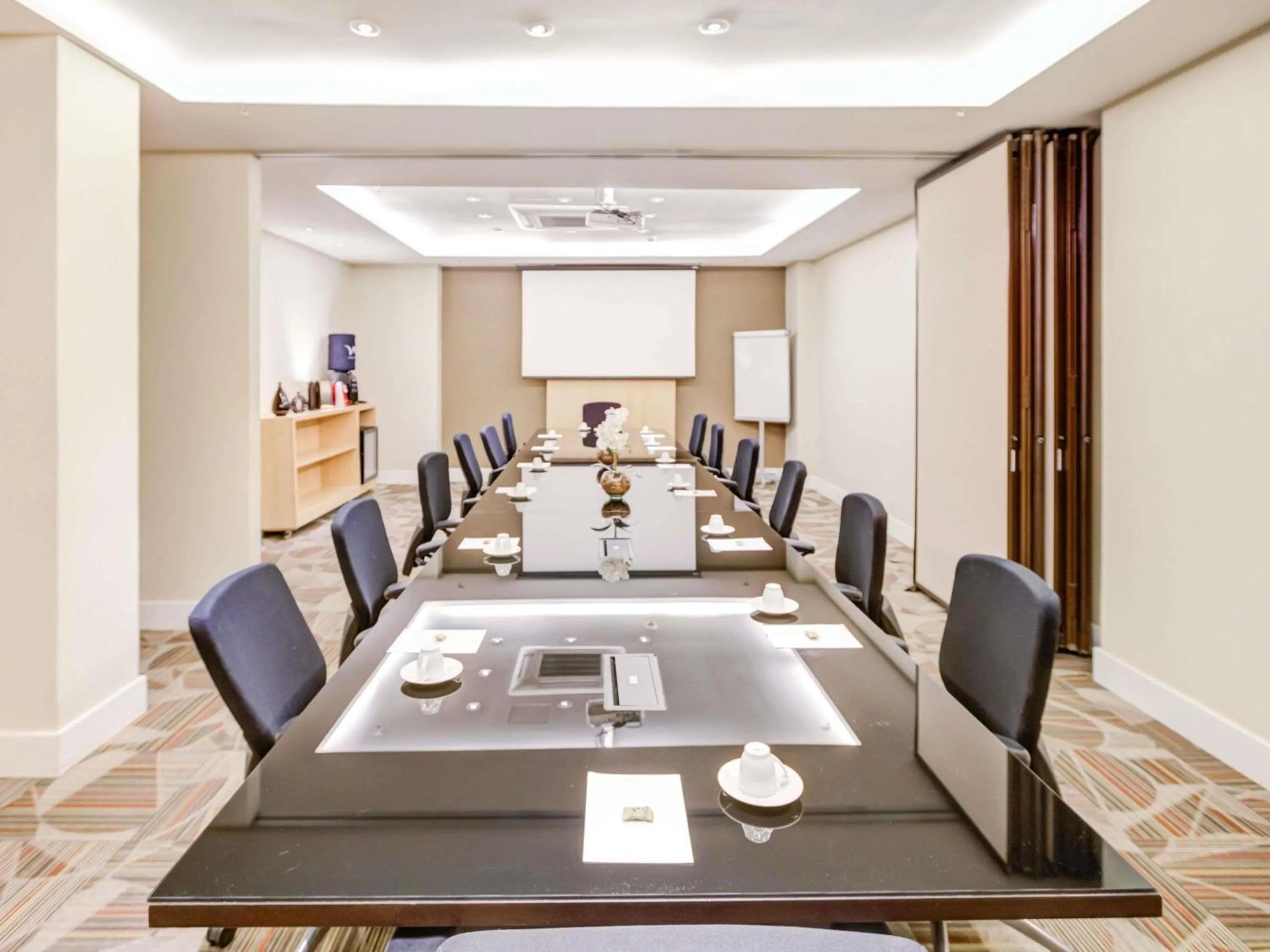 Meeting/conference room in Mercure Rio de Janeiro Barra da Tijuca