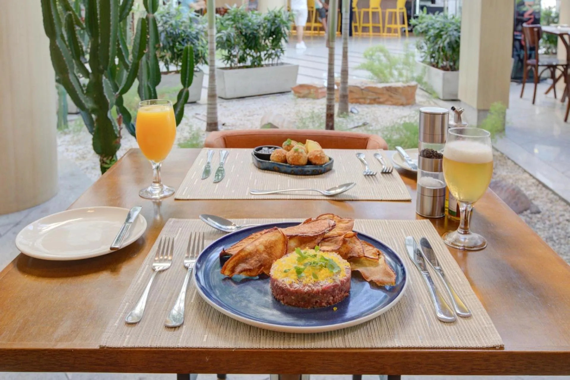 Restaurant/places to eat in Mercure Rio de Janeiro Barra da Tijuca