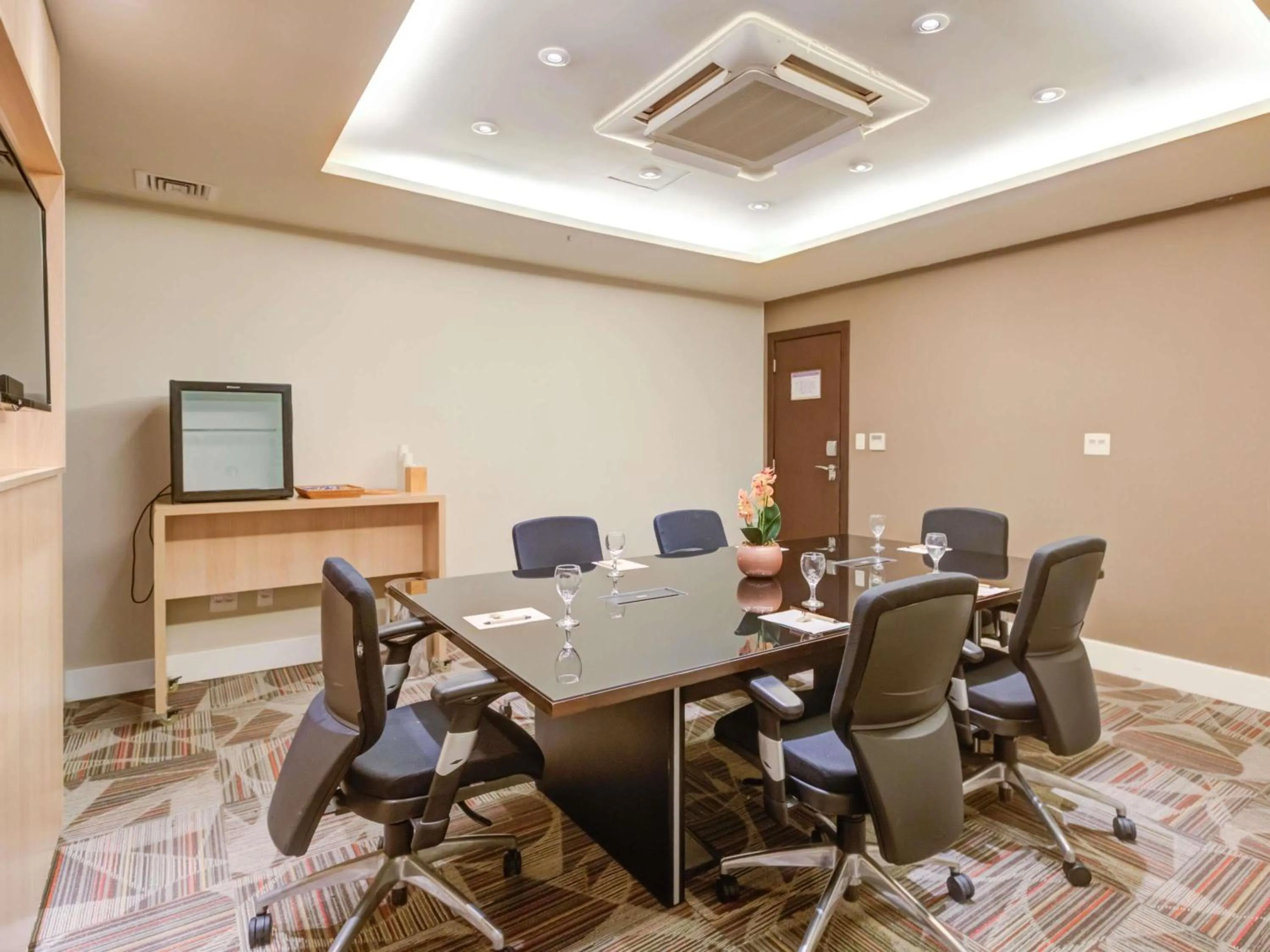 Meeting/conference room in Mercure Rio de Janeiro Barra da Tijuca