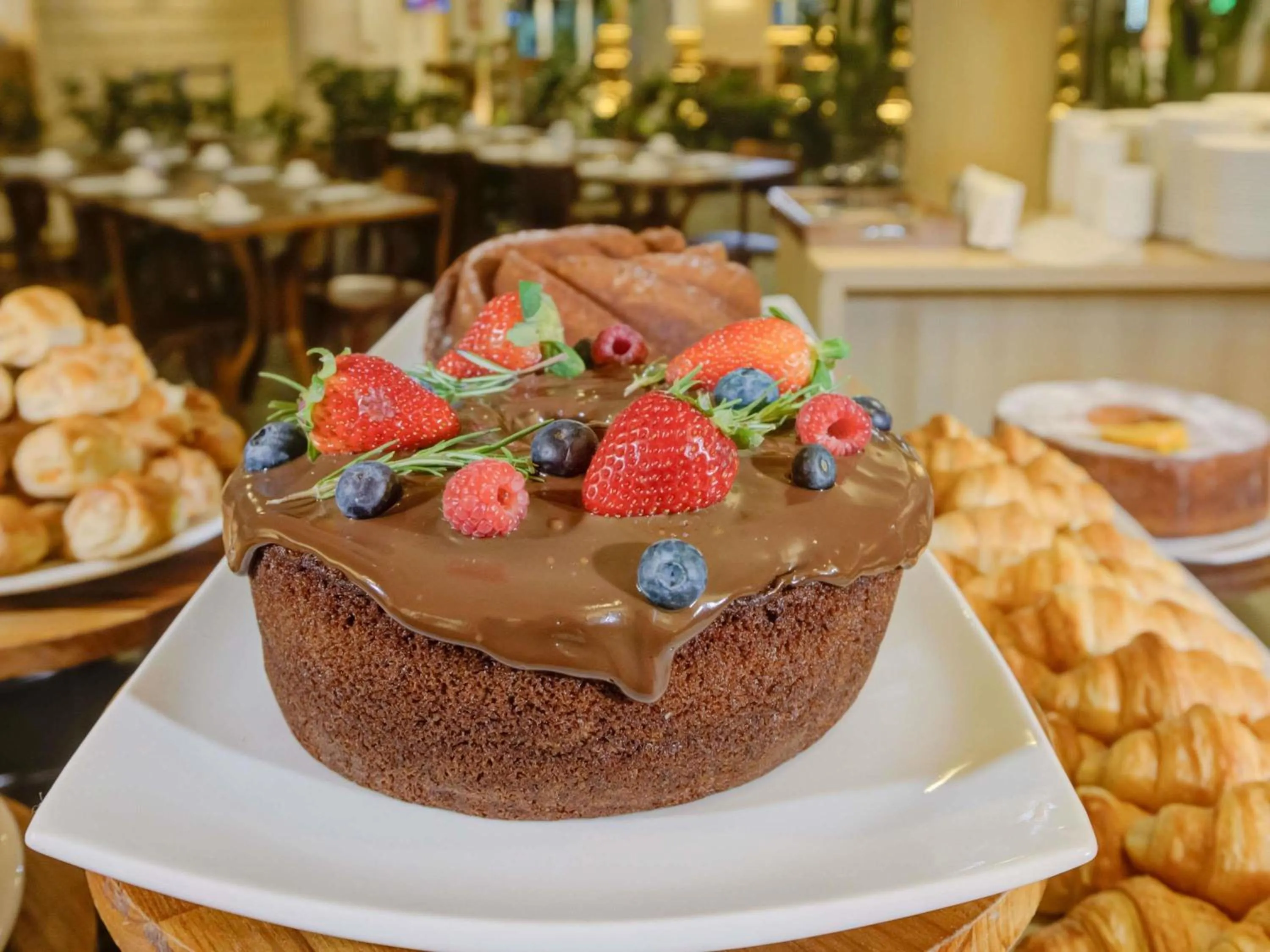 Breakfast in Mercure Rio de Janeiro Barra da Tijuca