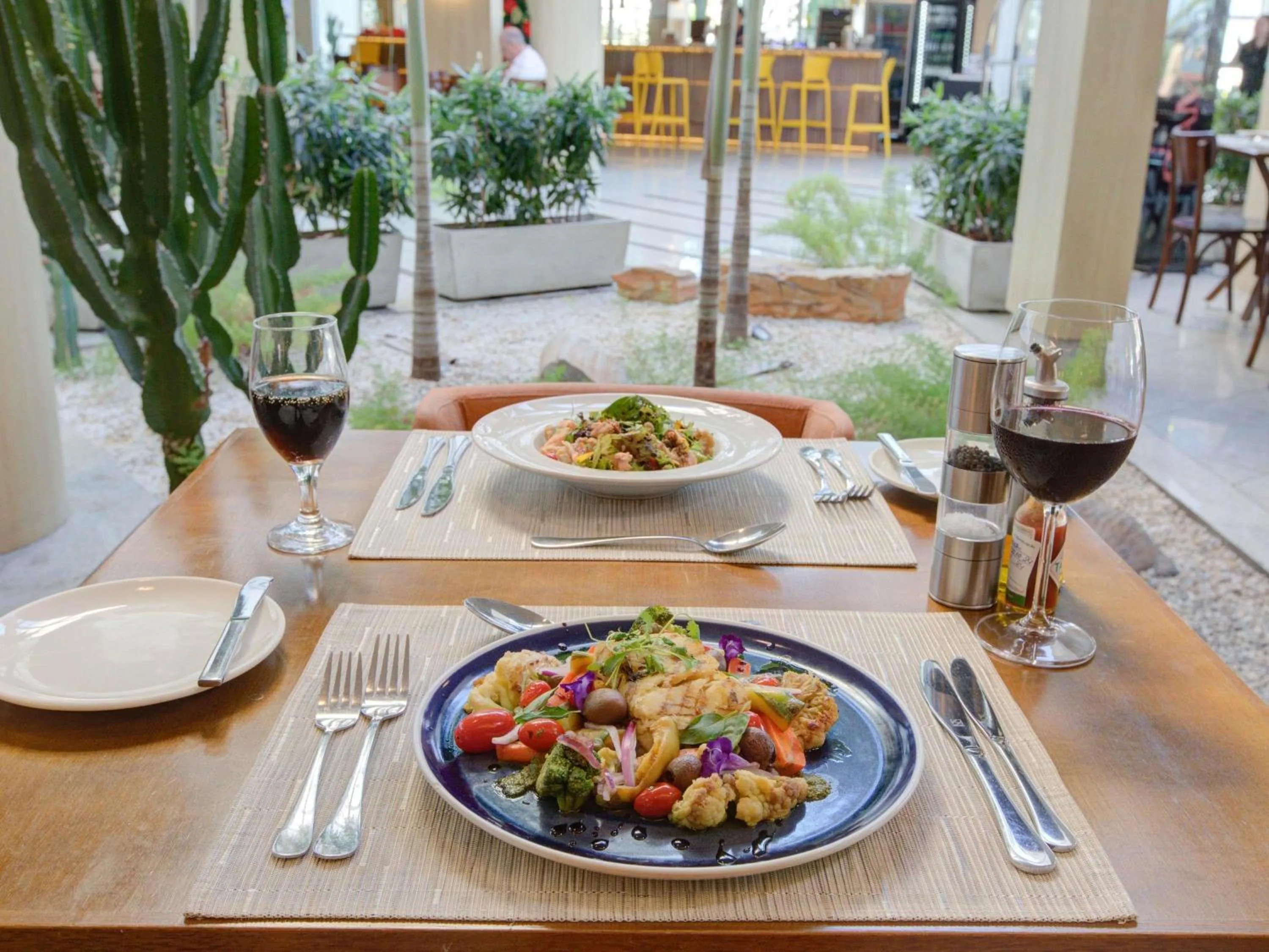 Restaurant/places to eat in Mercure Rio de Janeiro Barra da Tijuca