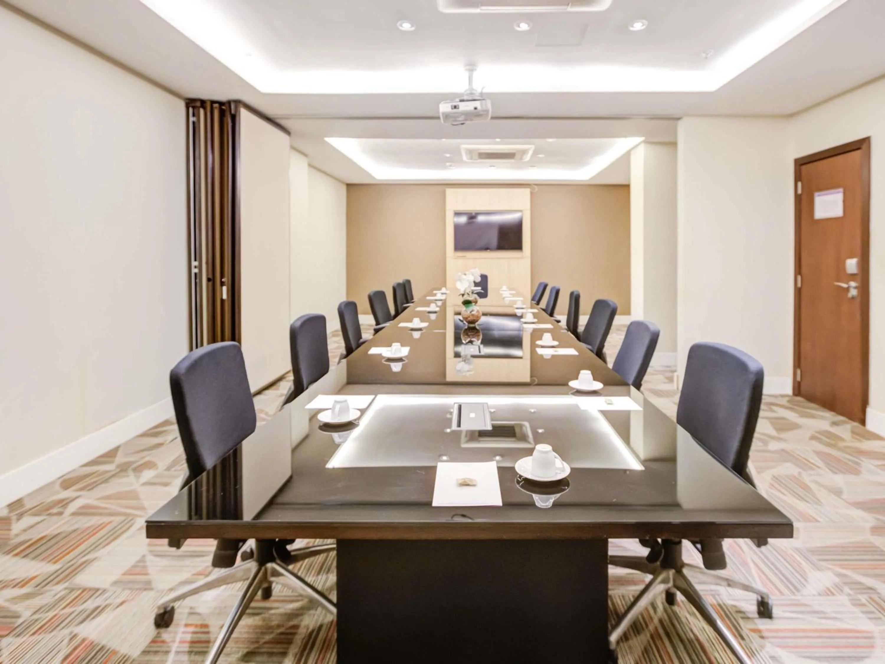Meeting/conference room in Mercure Rio de Janeiro Barra da Tijuca