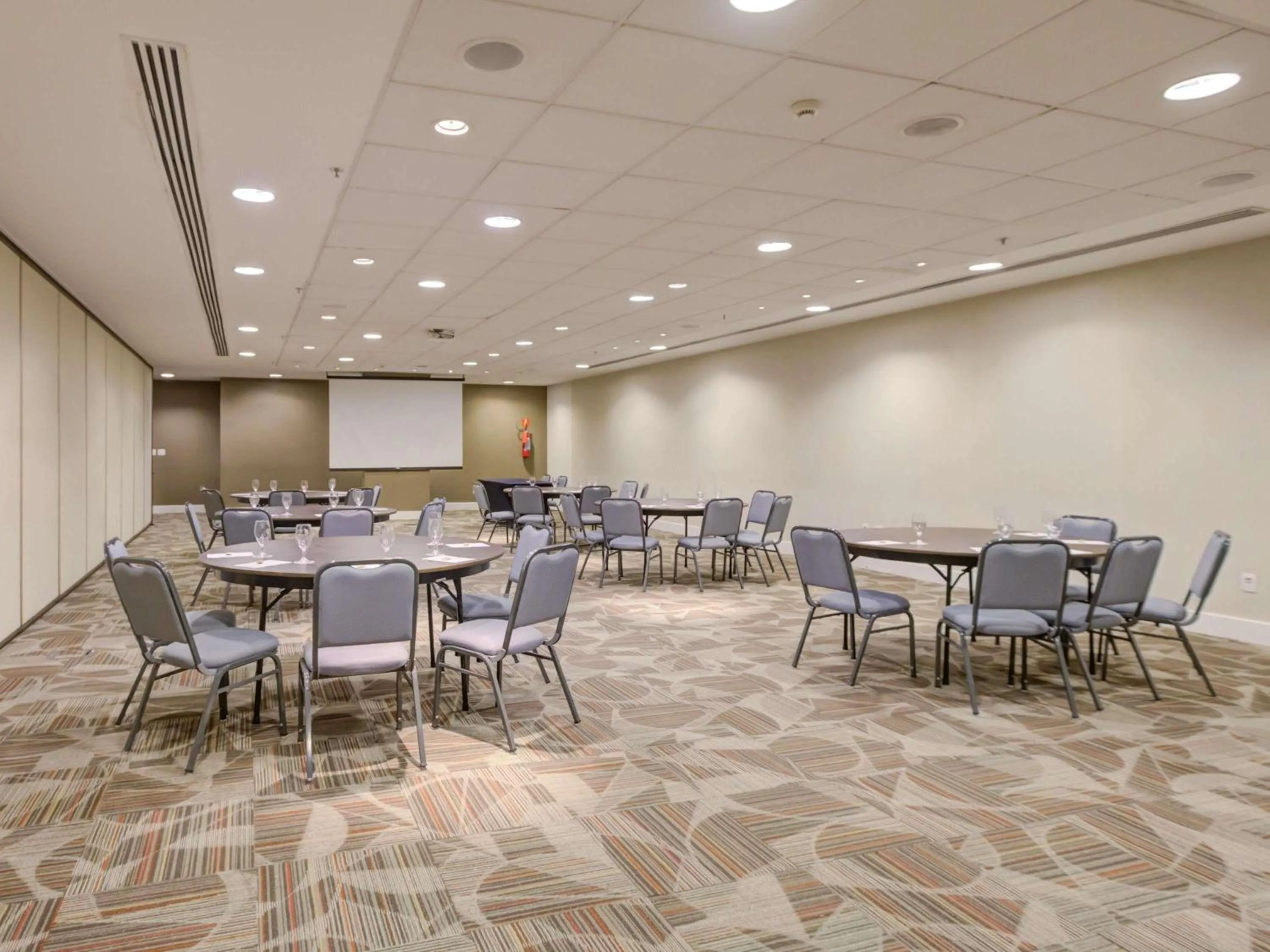 Meeting/conference room in Mercure Rio de Janeiro Barra da Tijuca