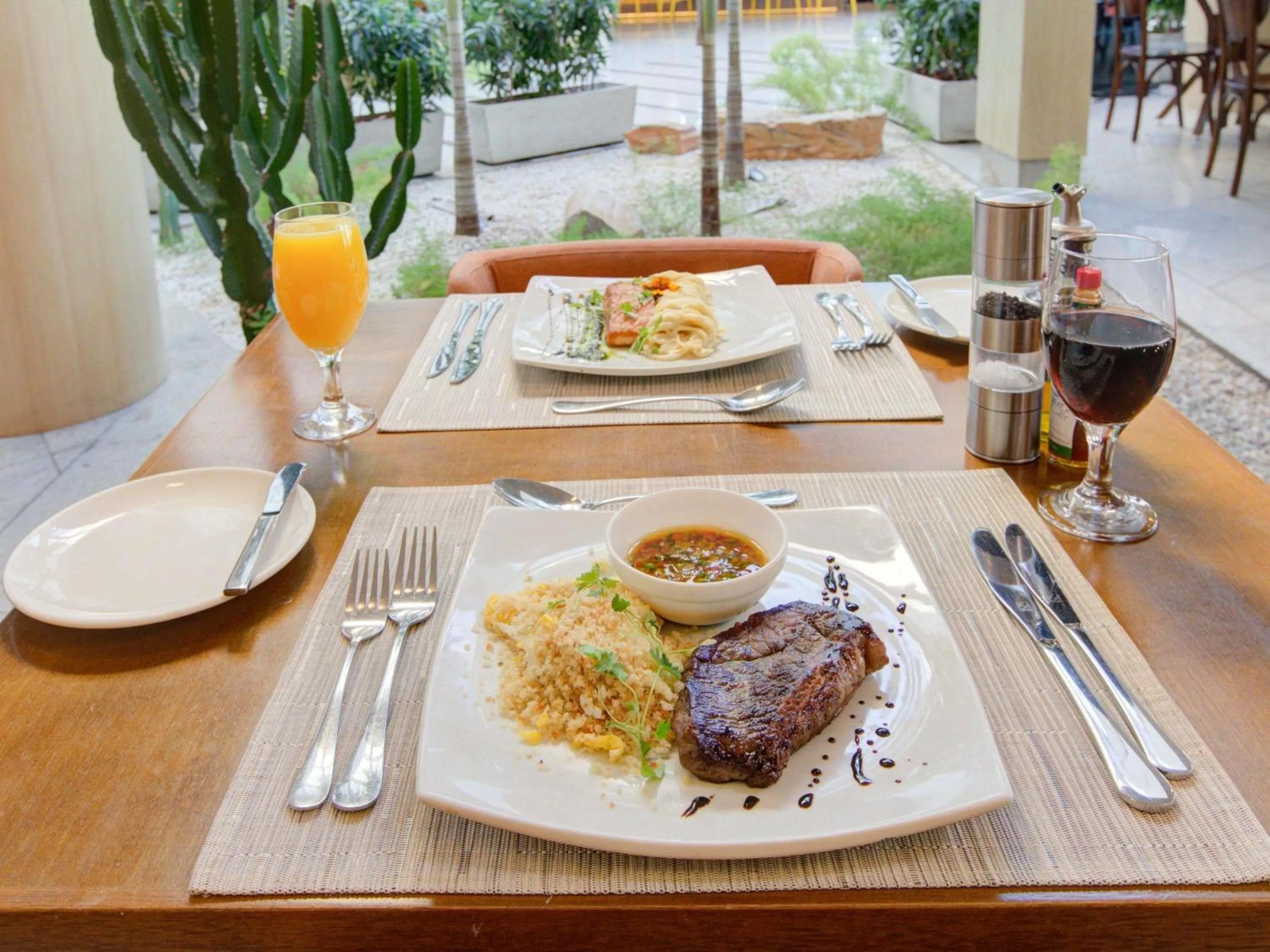 Restaurant/places to eat in Mercure Rio de Janeiro Barra da Tijuca