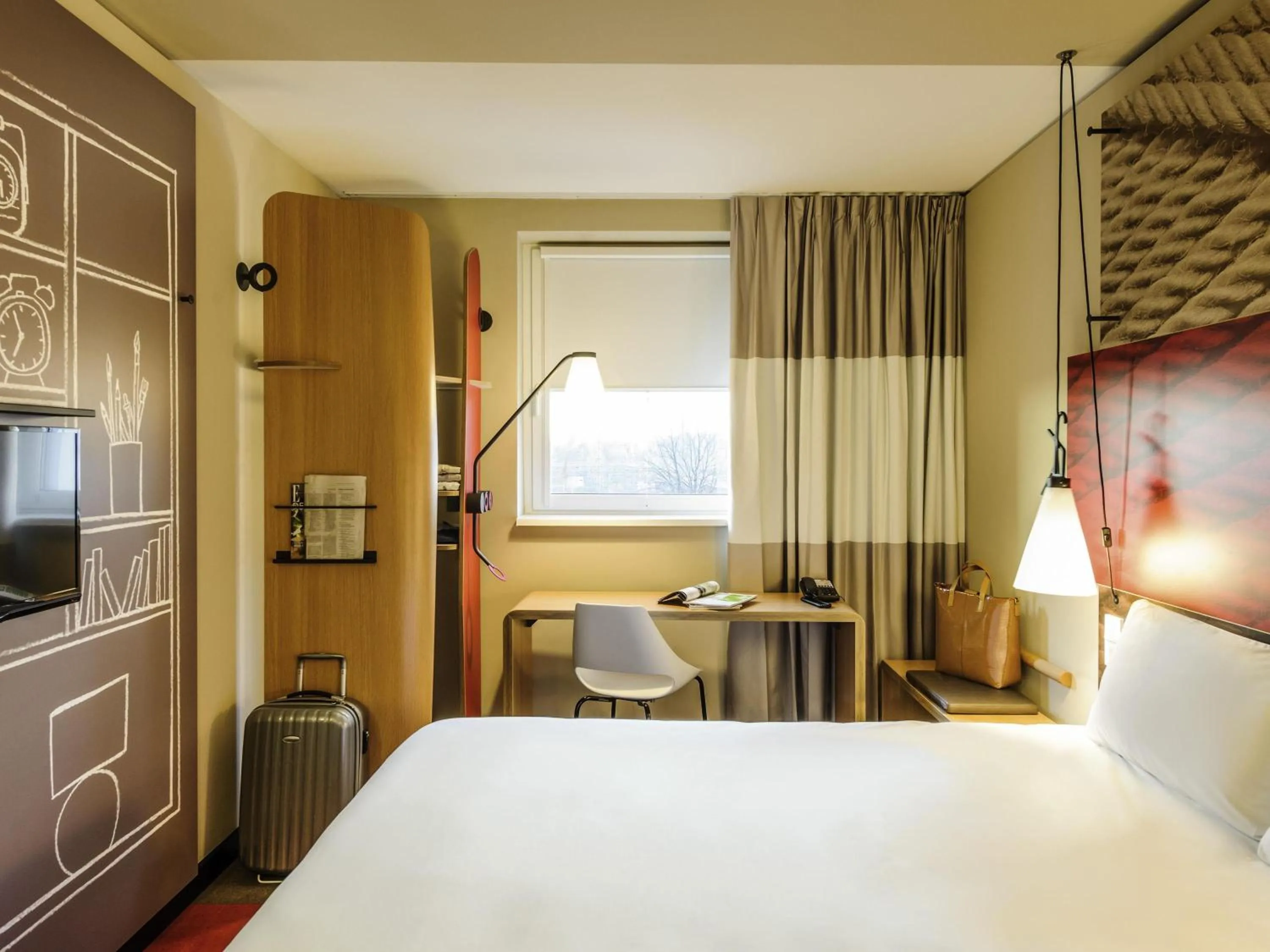 Bedroom, Bed in Ibis Hamburg City