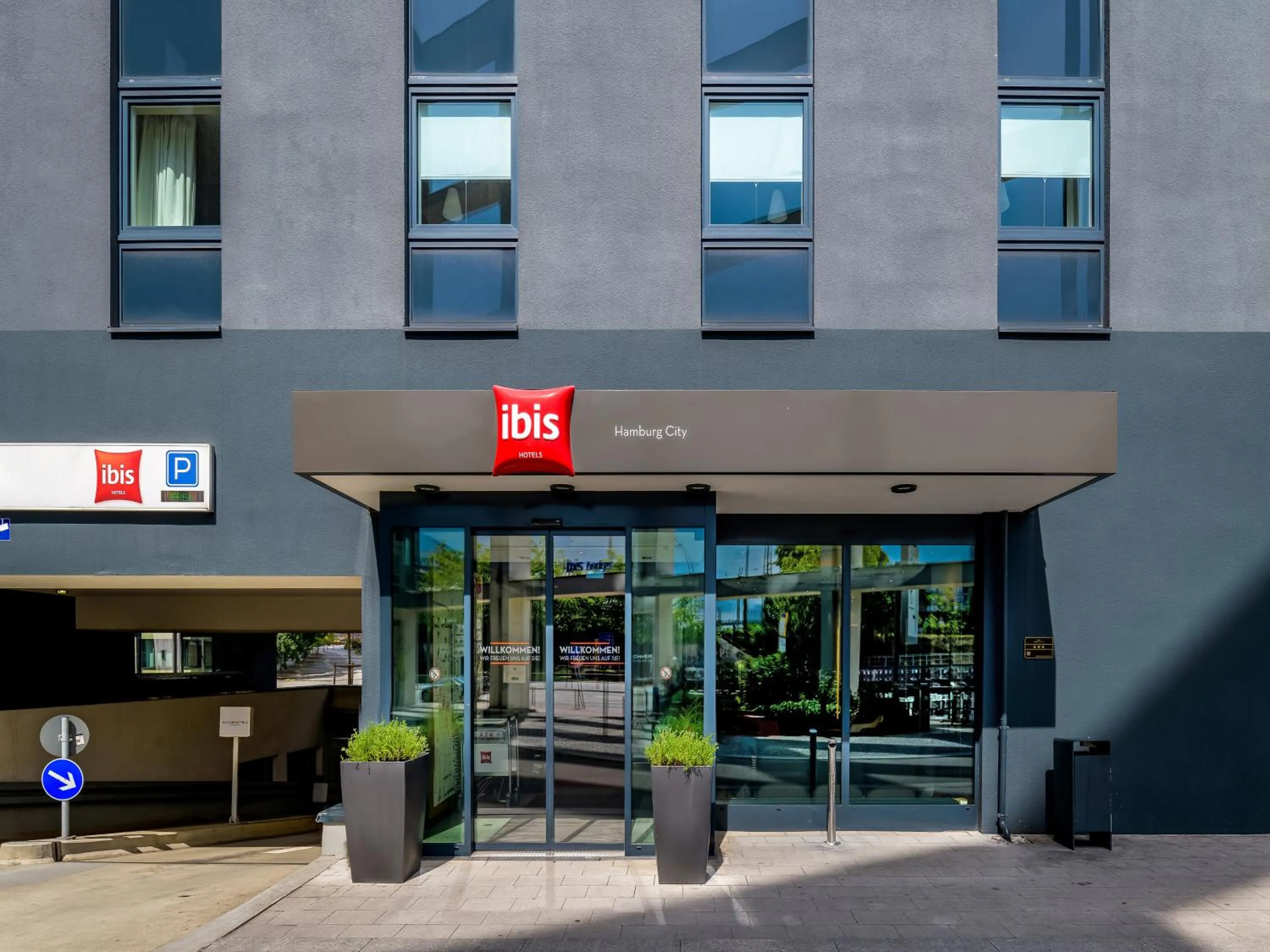 Property building in Ibis Hamburg City