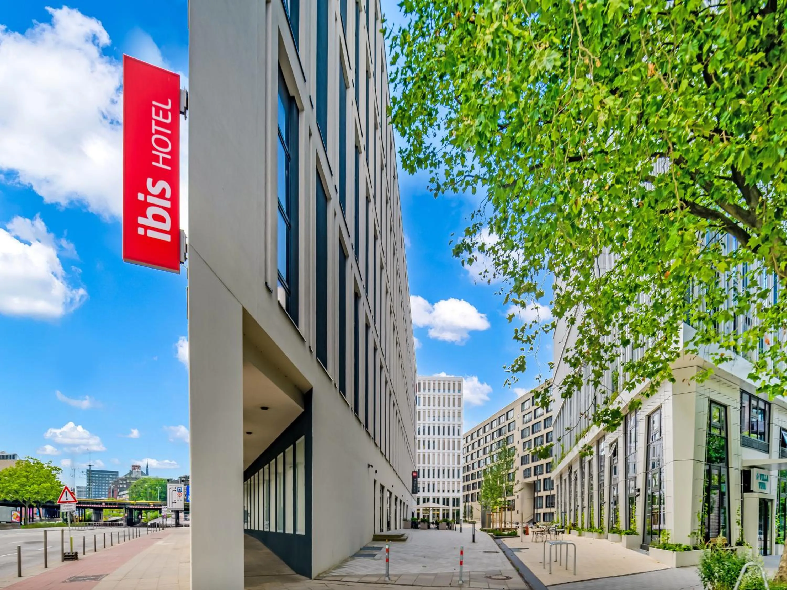 Property building in Ibis Hamburg City