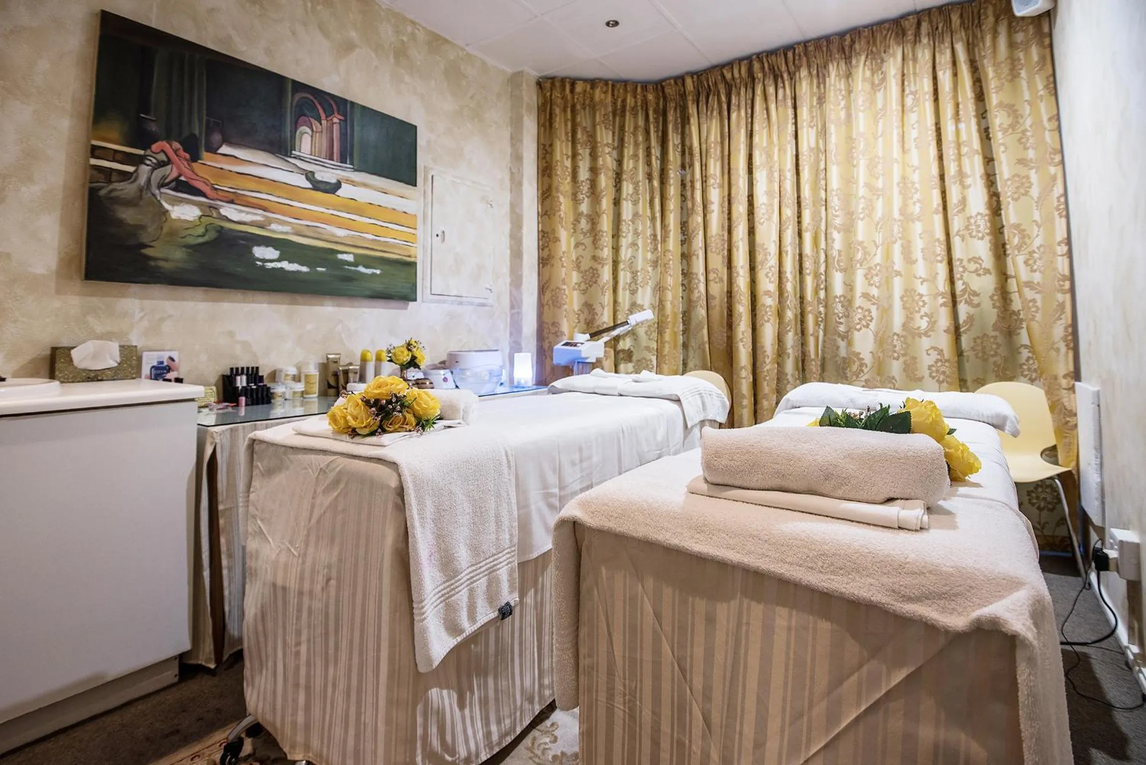 Massage, Bed in First Group Margate Sands