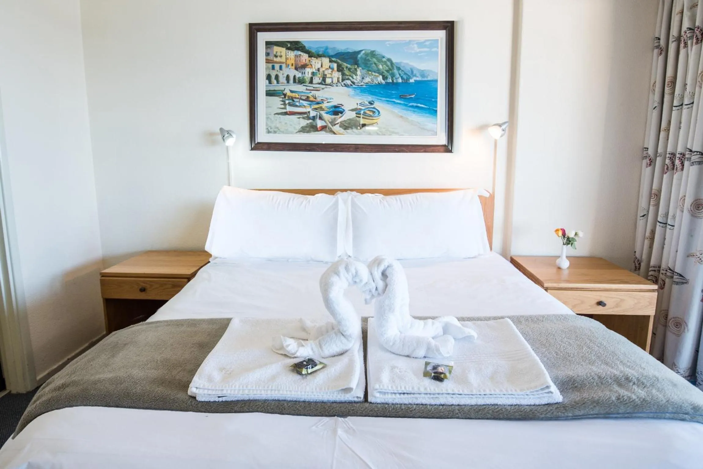 Bedroom, Bed in First Group Margate Sands