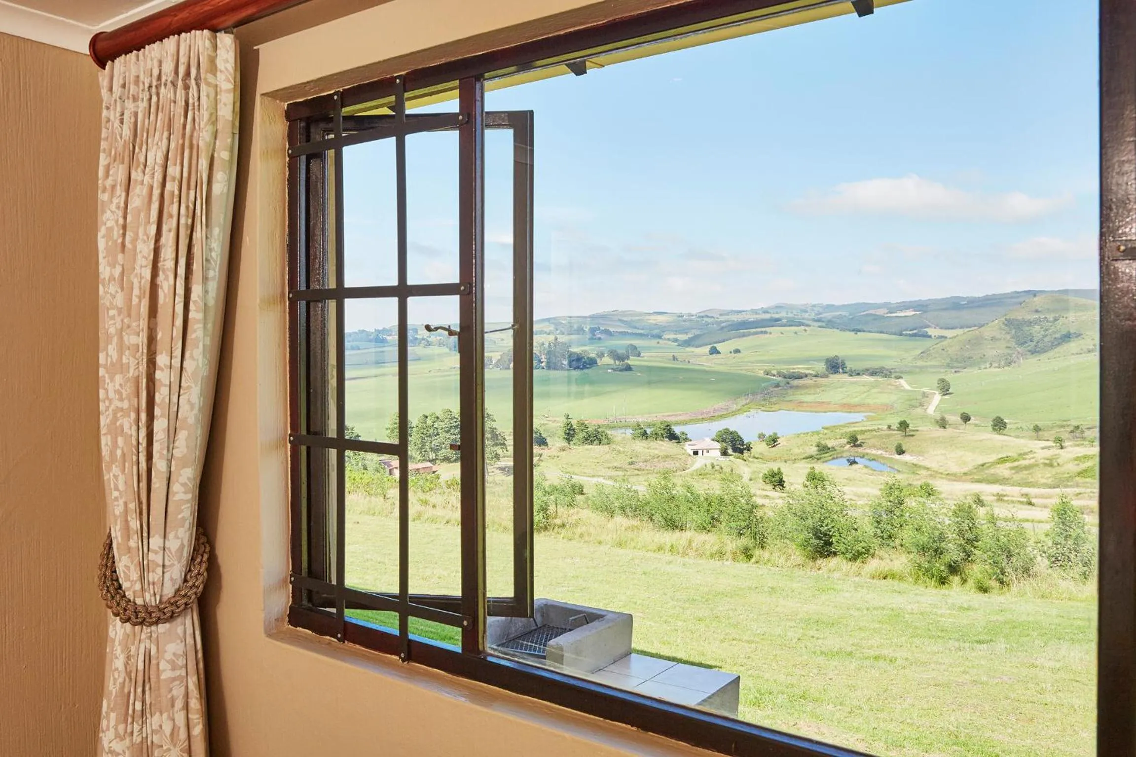 Mountain view in First Group Midlands Saddle and Trout