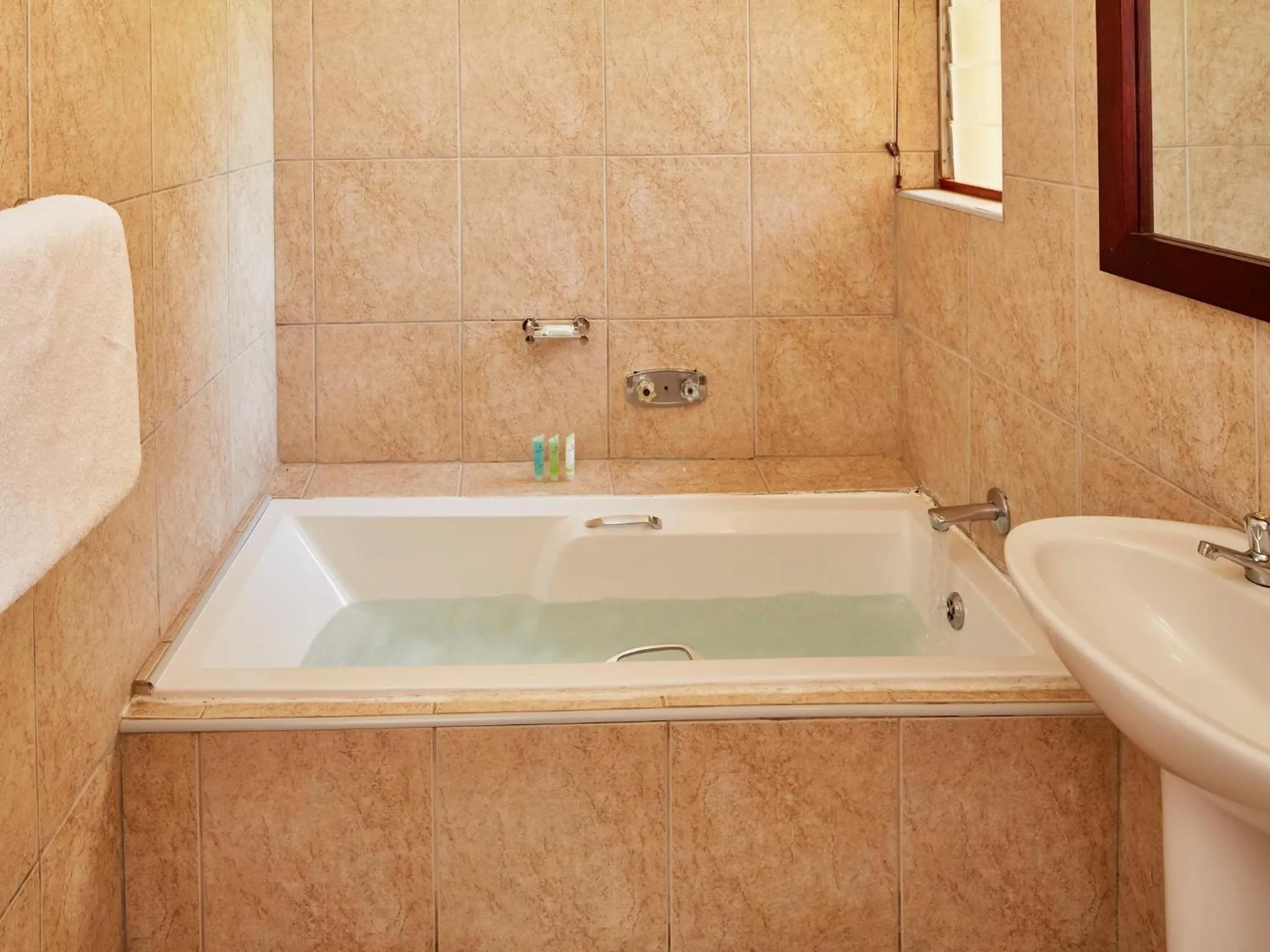 Bathroom in First Group Midlands Saddle and Trout