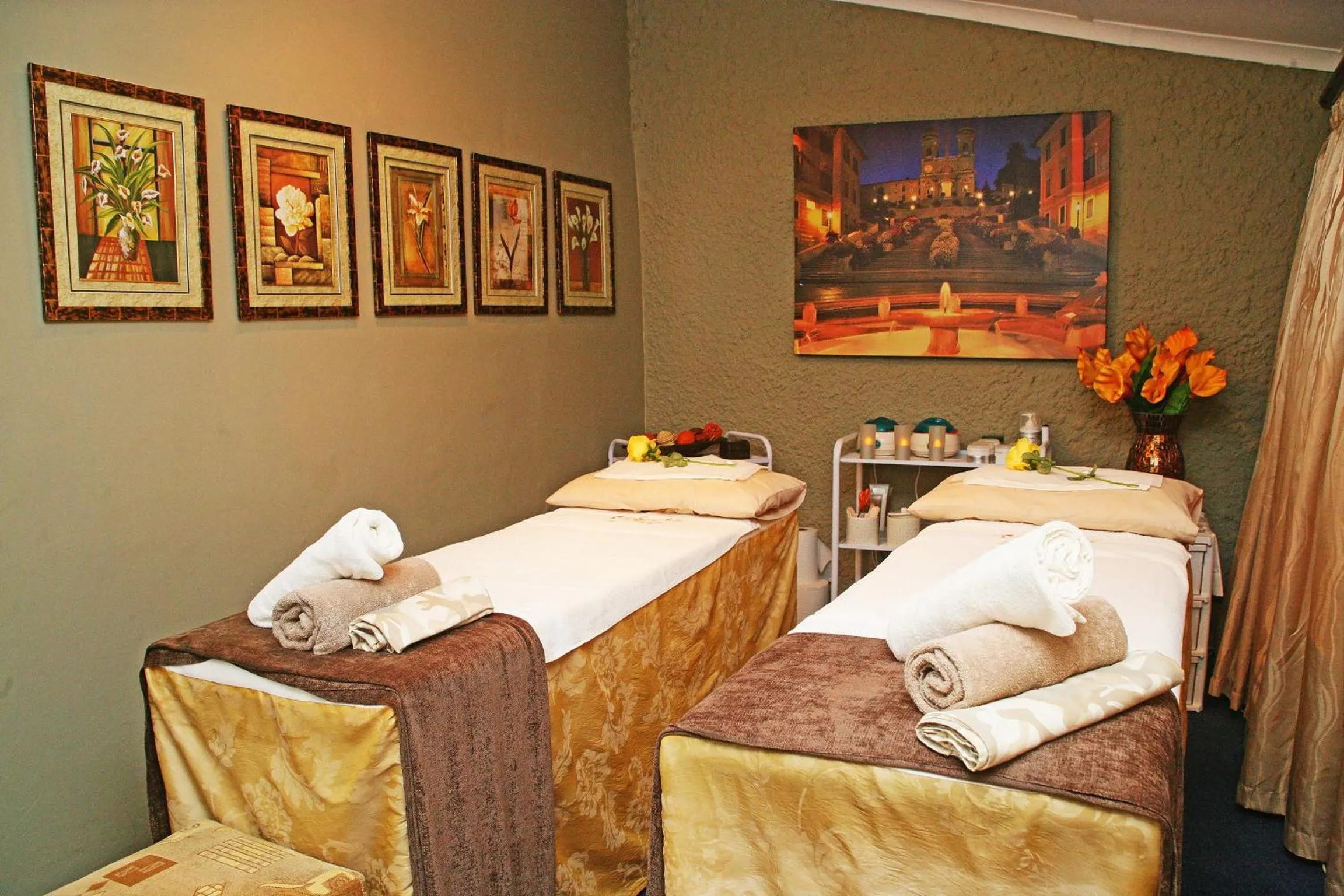 Massage, Bed in First Group Midlands Saddle and Trout