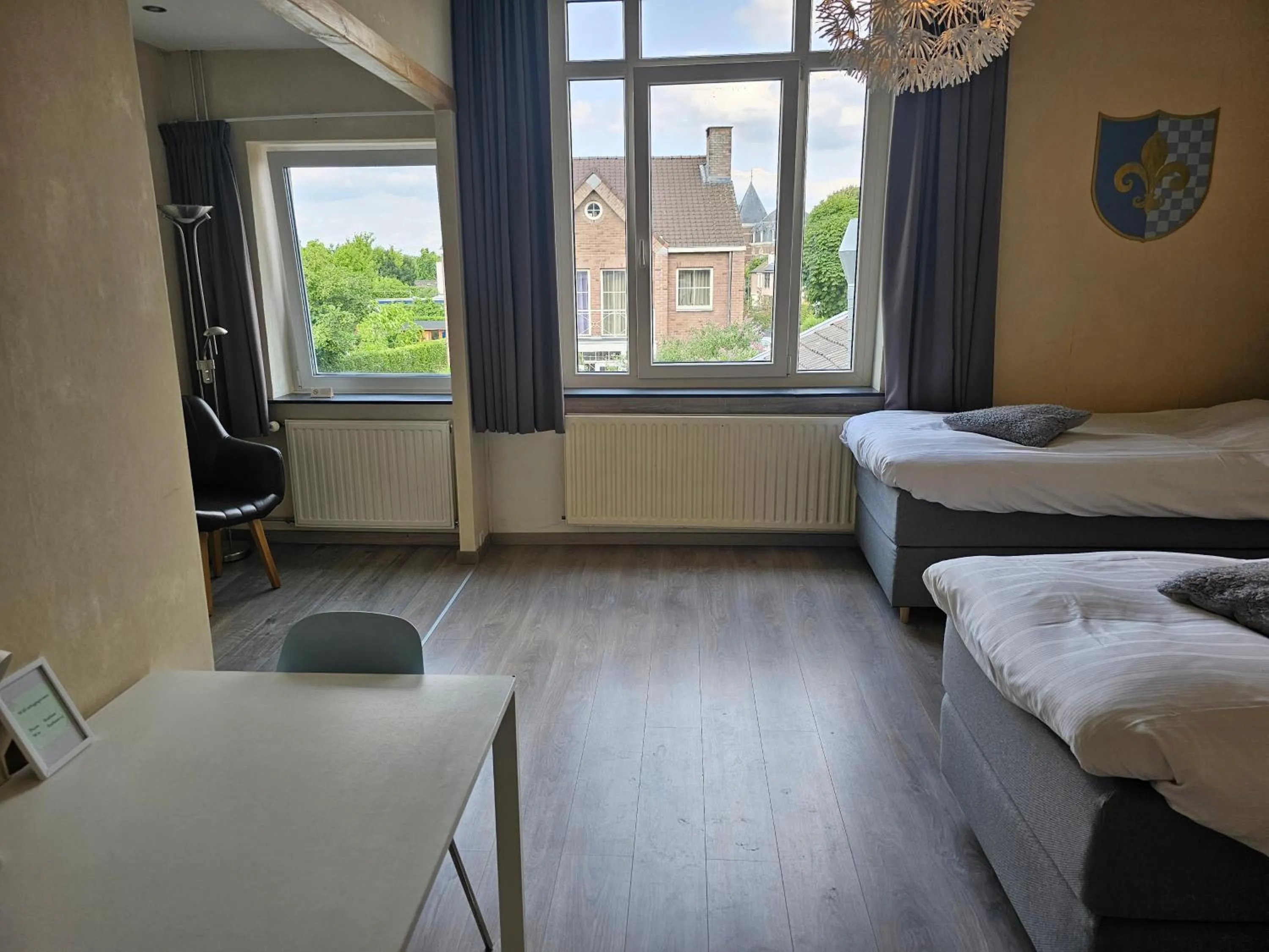 Bed in Hotel le Bonheur