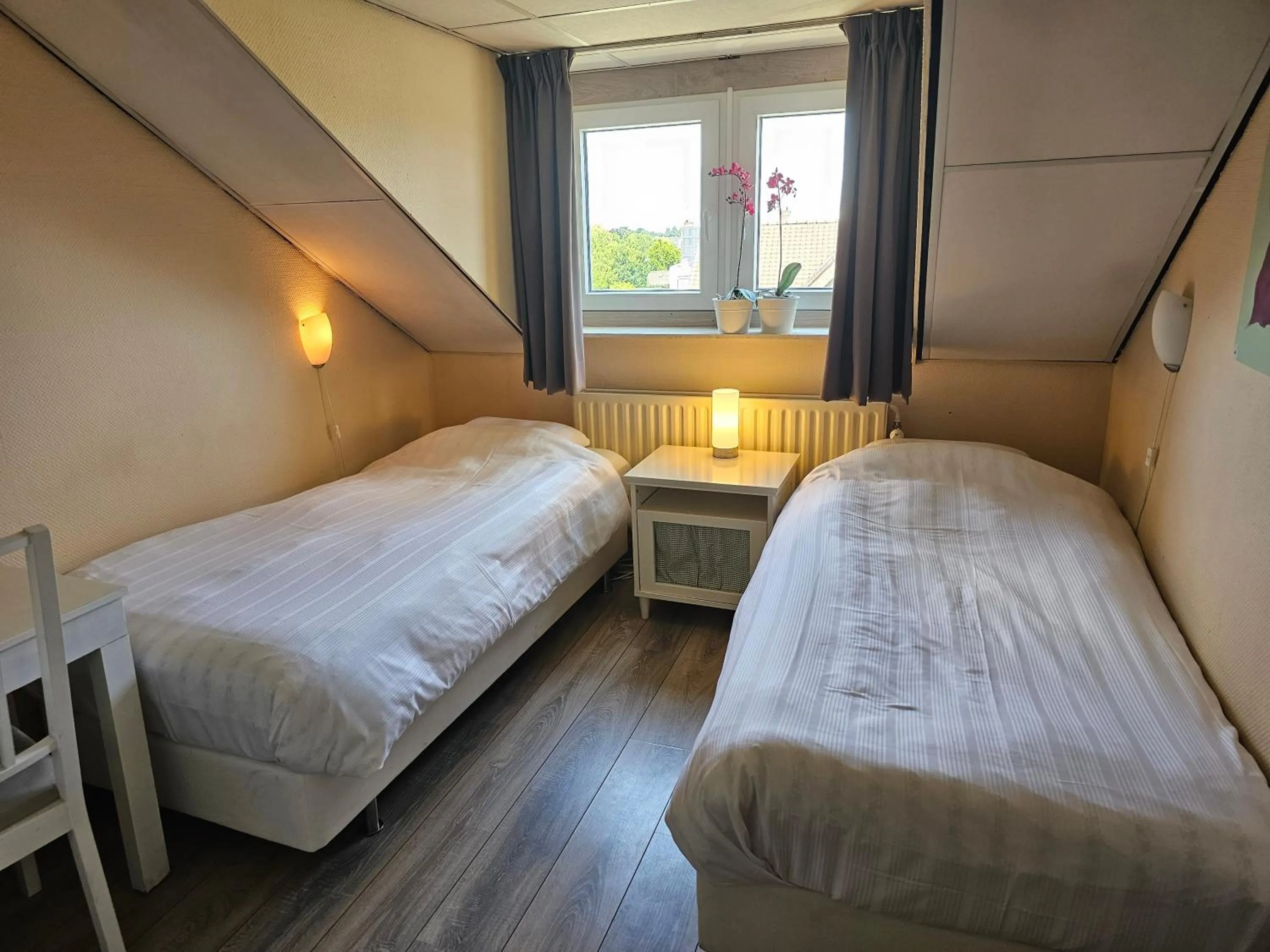 Bed in Hotel le Bonheur