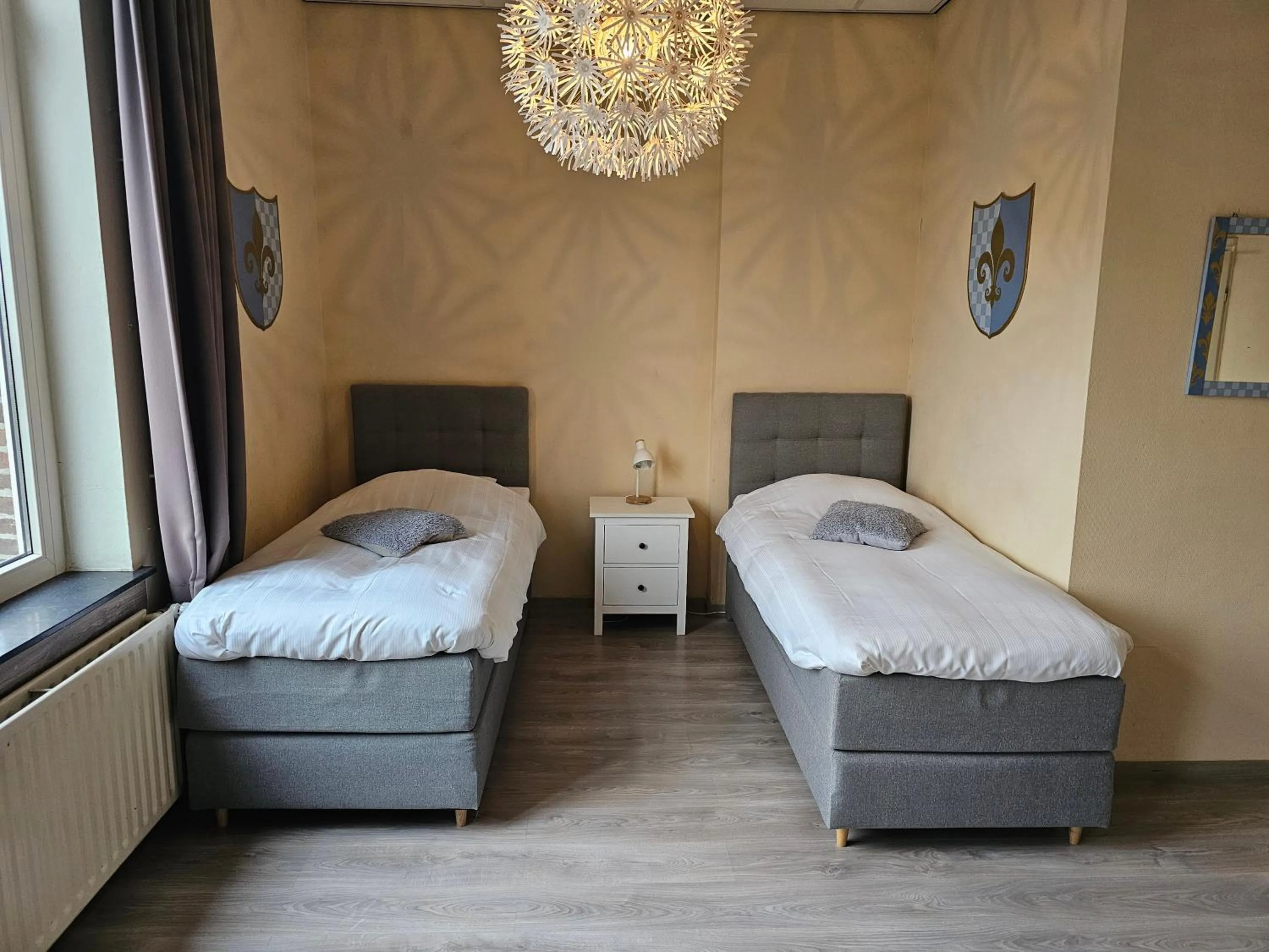 Bed in Hotel le Bonheur