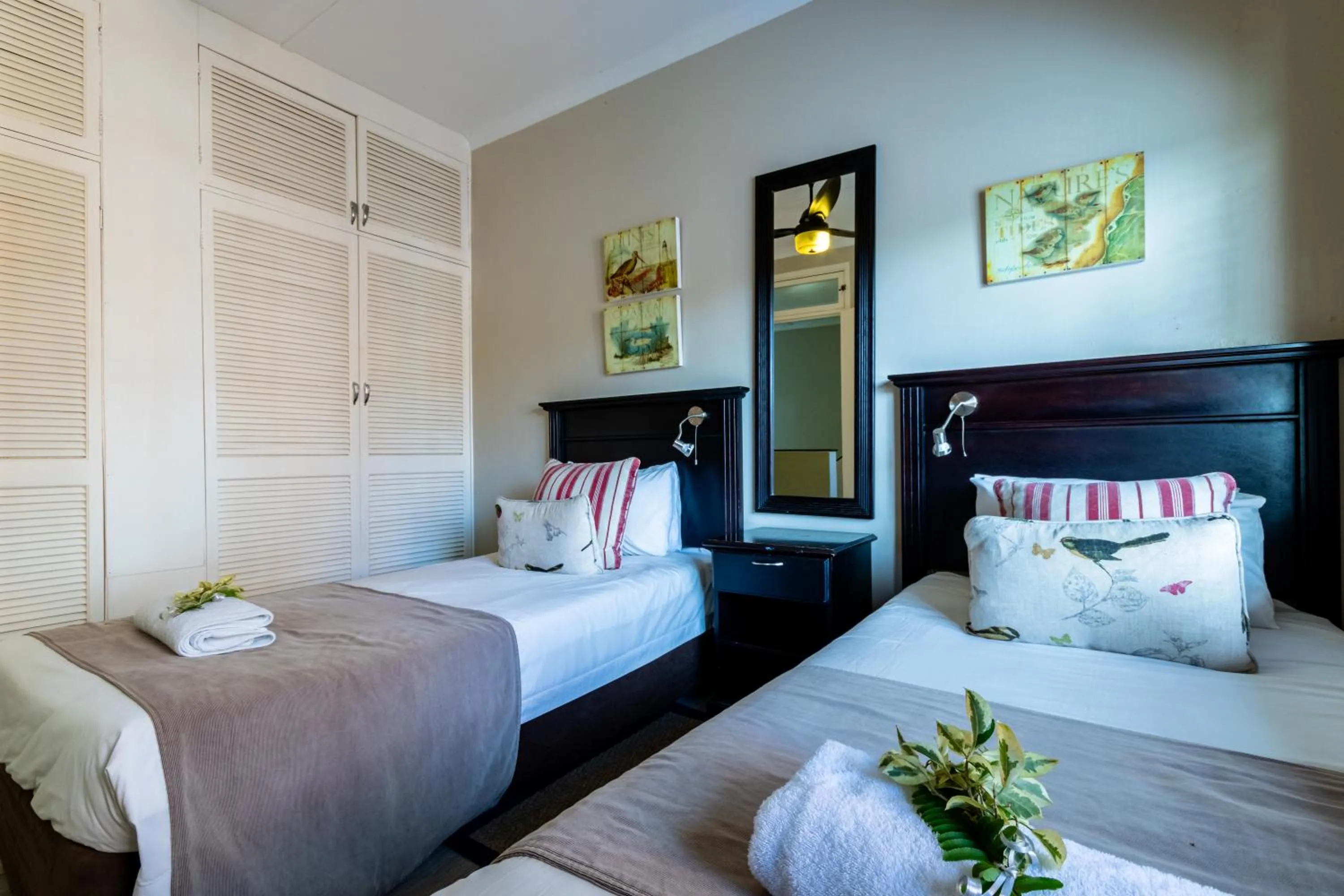 Bed in Perna Perna Lodge St Lucia