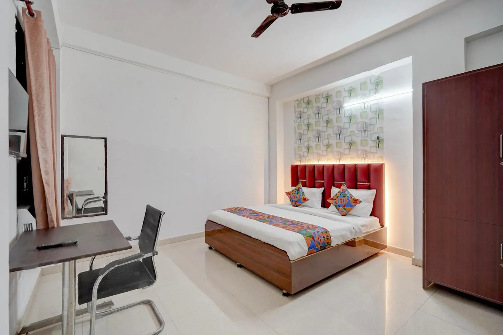 Superior Double Room - single occupancy in FabHotel Tree view Residency Superior Double Room - single occupancy in FabHotel Tree view Residency